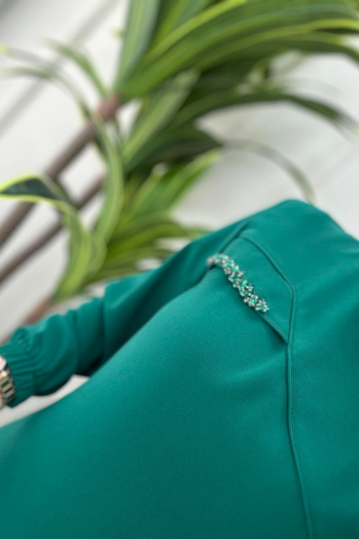 Tesettür TunikÖnü Taş Detaylı Kolu Büzgülü Kadın Tunik Benetton Yeşili MLH 4183
