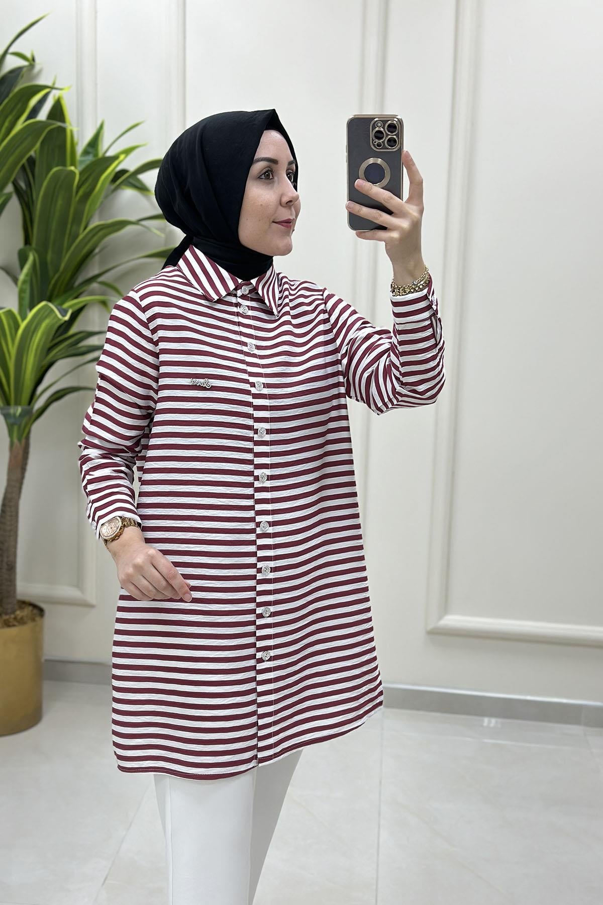 Tesettür TunikÖnü Taş Düğmeli Çizgi Desen Kadın Tunik Bordo KADO 251220