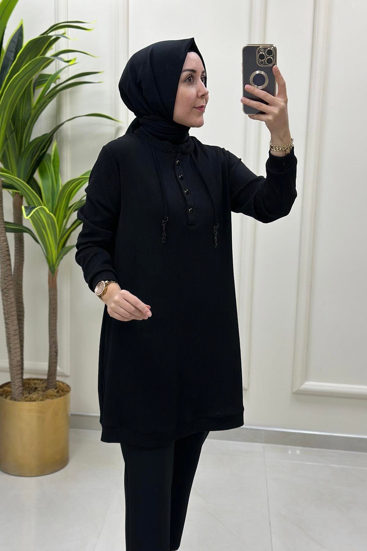 Tesettür TunikÖnü Yarım Düğme Hakim Yaka Kadın Tunik Siyah KADO 9622