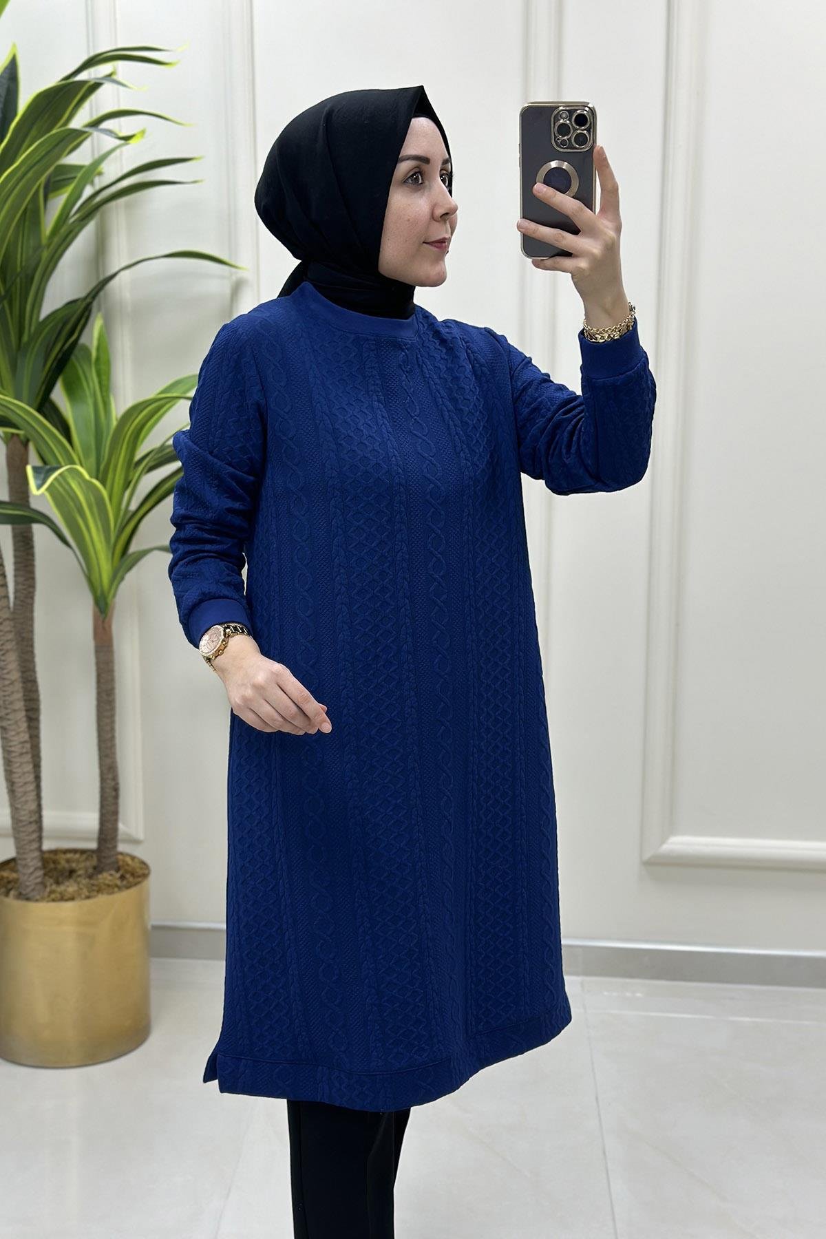 Tesettür TunikYakası ve Kolu Ribanalı Örgü Desen Kadın Tunik Koyu Saks KADO 9664