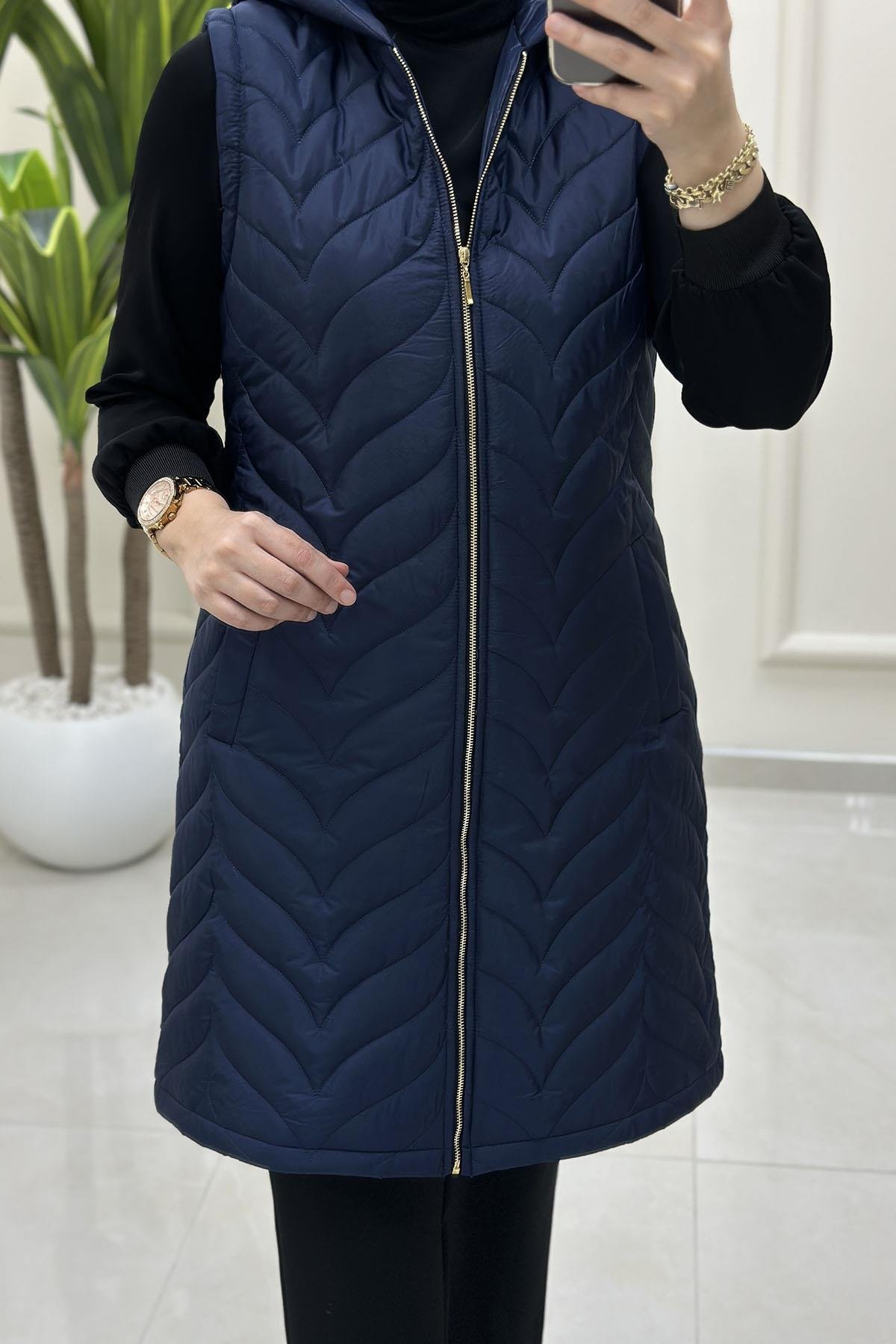 Tesettür YelekÖnü Fermuarlı Cepli Kadın Kapitone Dolum Yelek Lacivert QTN 4963