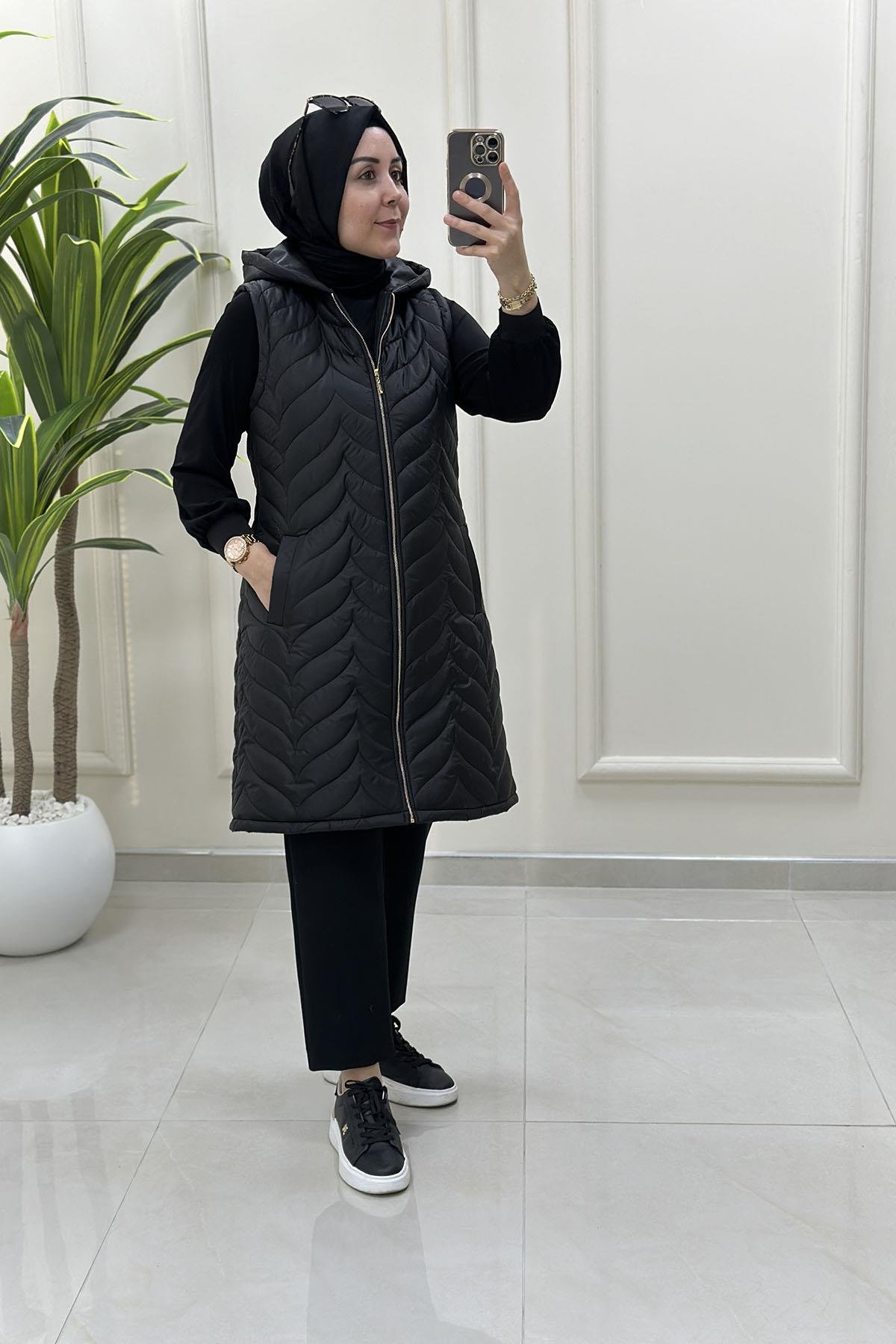 Tesettür YelekÖnü Fermuarlı Cepli Kadın Kapitone Dolum Yelek Siyah QTN 4963