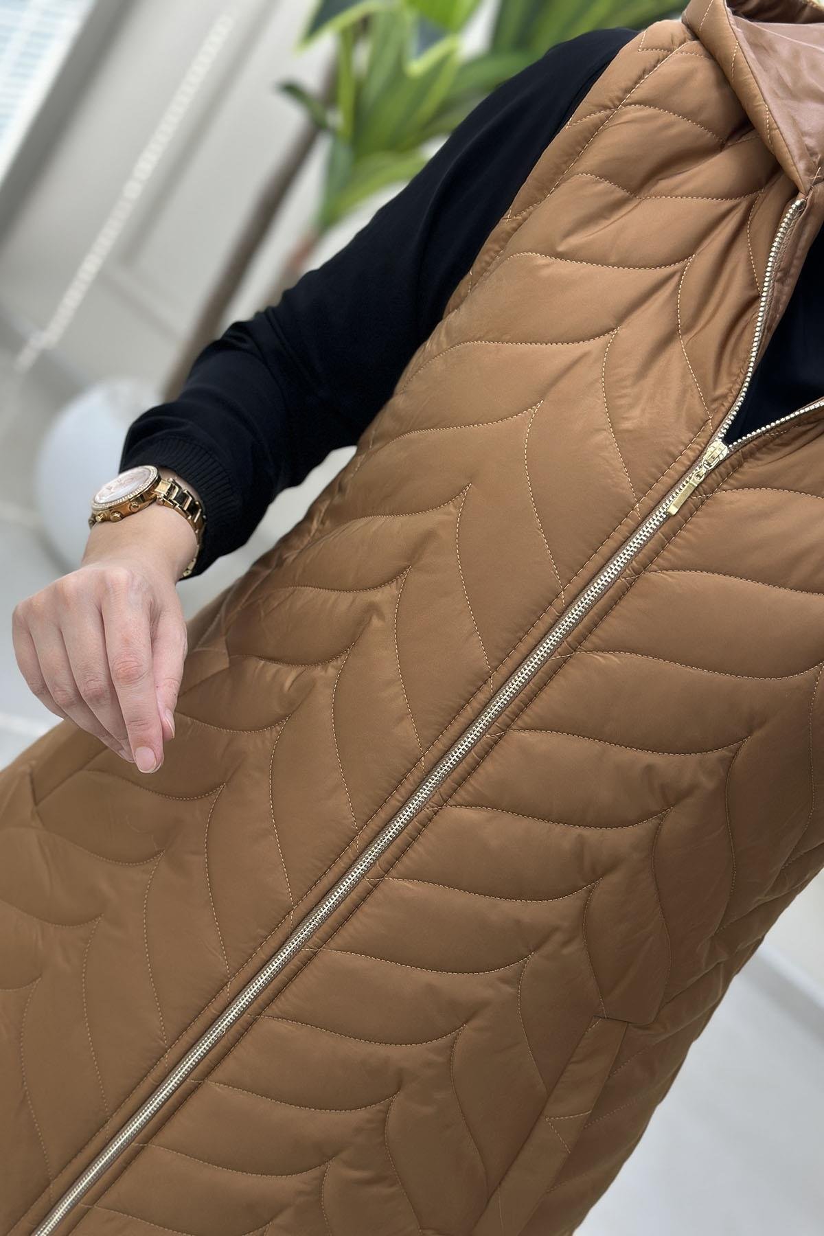 Tesettür YelekÖnü Fermuarlı Cepli Kadın Kapitone Dolum Yelek Taba QTN 4962