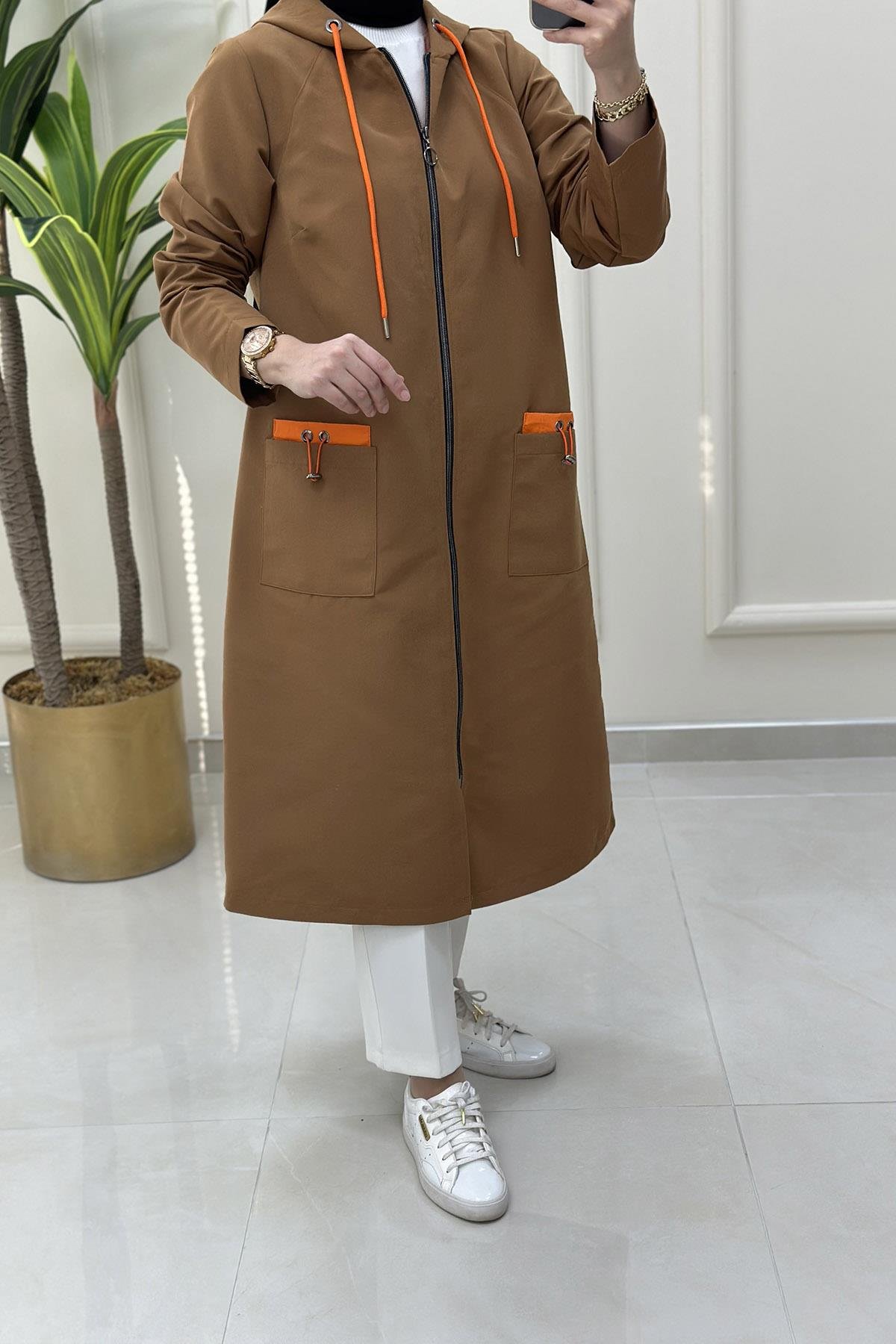 TrenchÖnü Fermuarlı Cepli Spor Kadın Trench Taba KADO 7090