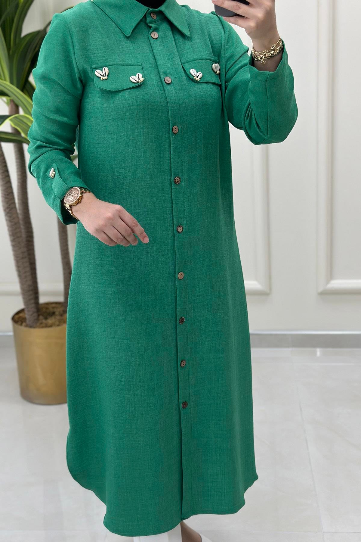 TunikÖnü Düğmeli Kol ve Cep Aksesuar Detaylı Uzun Kadın Tunik Benetton Yeşili KADO 4145