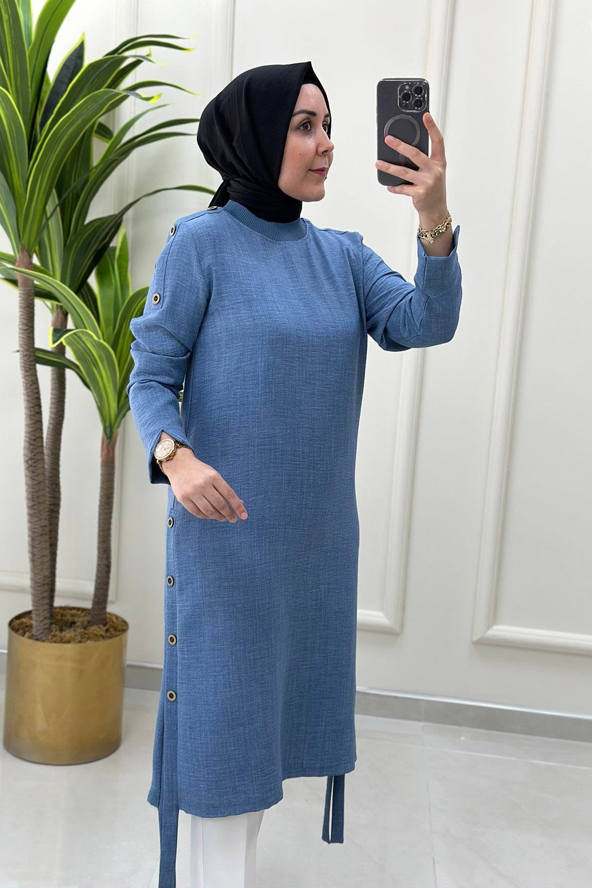 TunikYakası Ribanalı Yanı Düğme Detaylı Kadın Tunik Mavi KADO 217