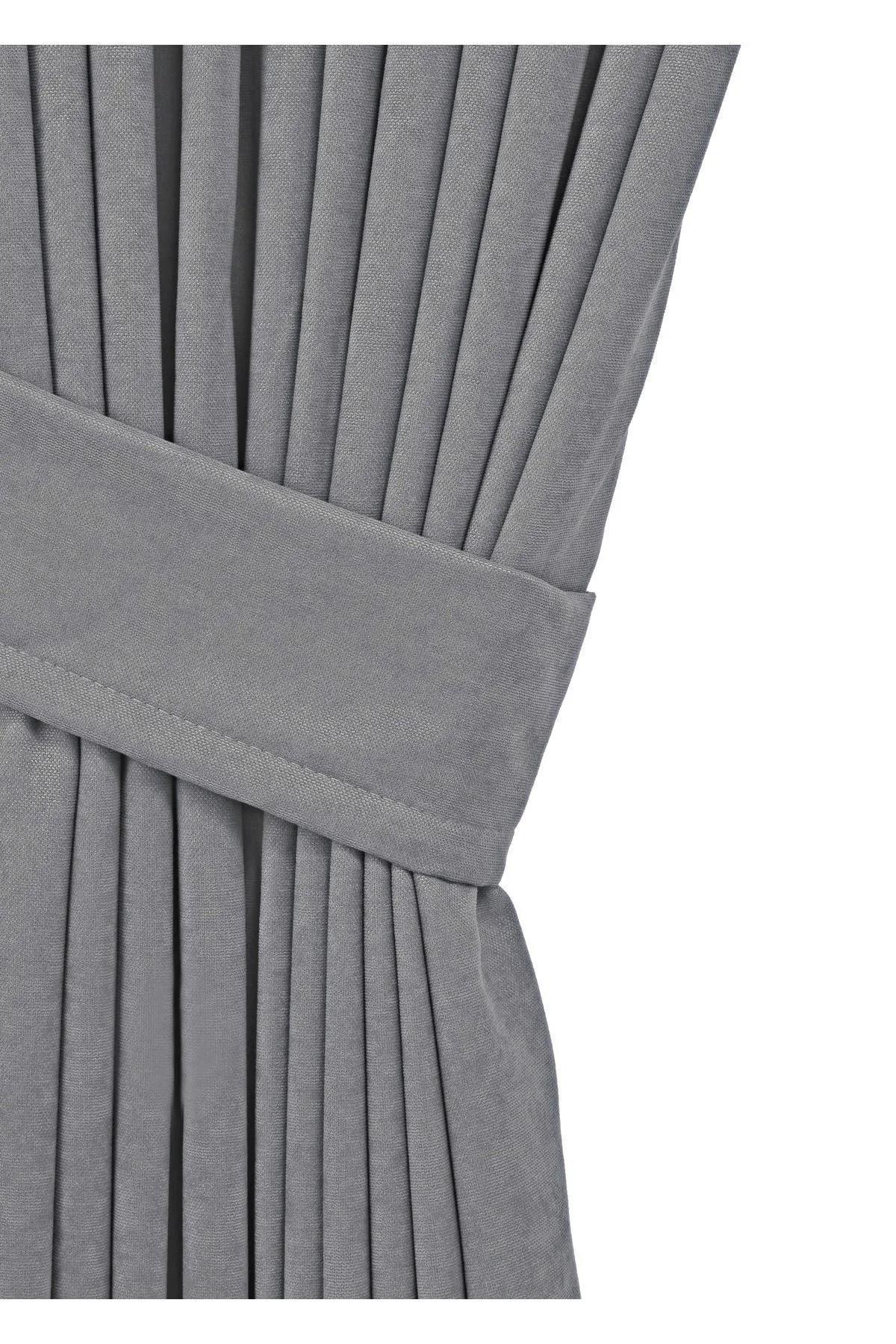 Açık Gri Kadife Seyrek Pileli Fon Perde (1x2)