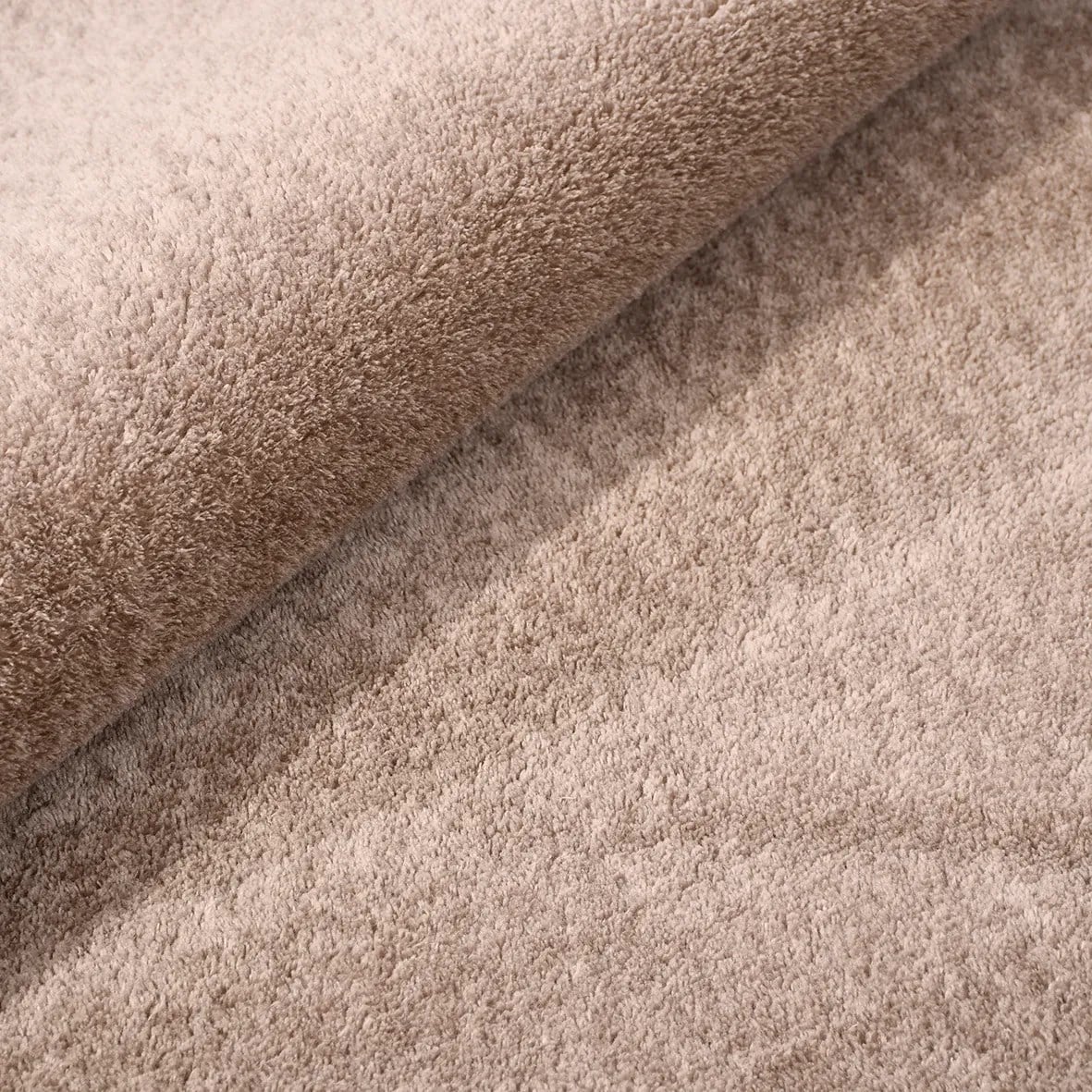POLY Peluş Halı-Vizon -  Salon-Mutfak-Antre-Oturma Odası-Yumuşak-Kaymaz Taban-Yıkanabilir–Modern-Uygun Fiyat