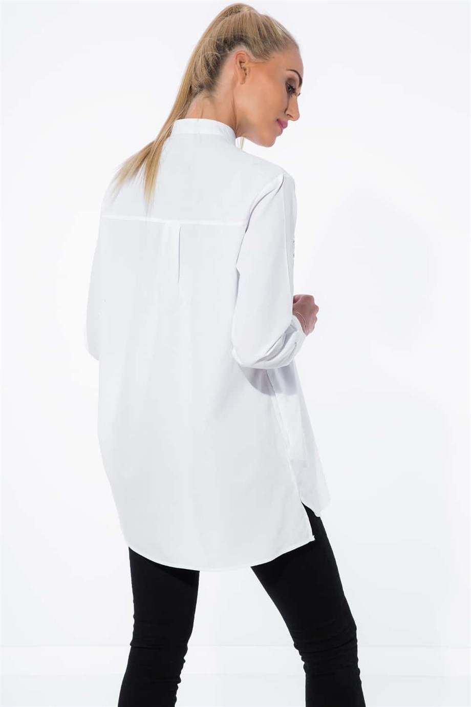 Nakışlı Hakim Yaka Uzun Kollu Gömlek