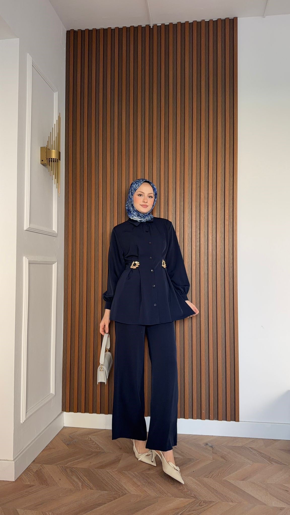 MEYSA PANTOLON TAKIM Dia Gold Detaylı Krep Takım Lacivert