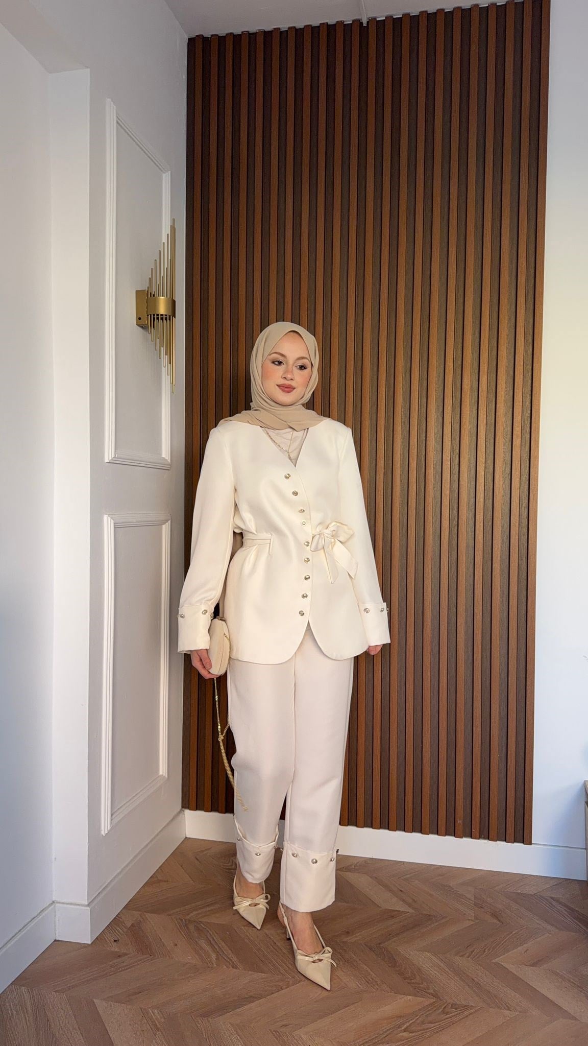 MEYSA PANTOLON TAKIM Diva Gümüş Aksesuarlı Ceket Takım Ekru