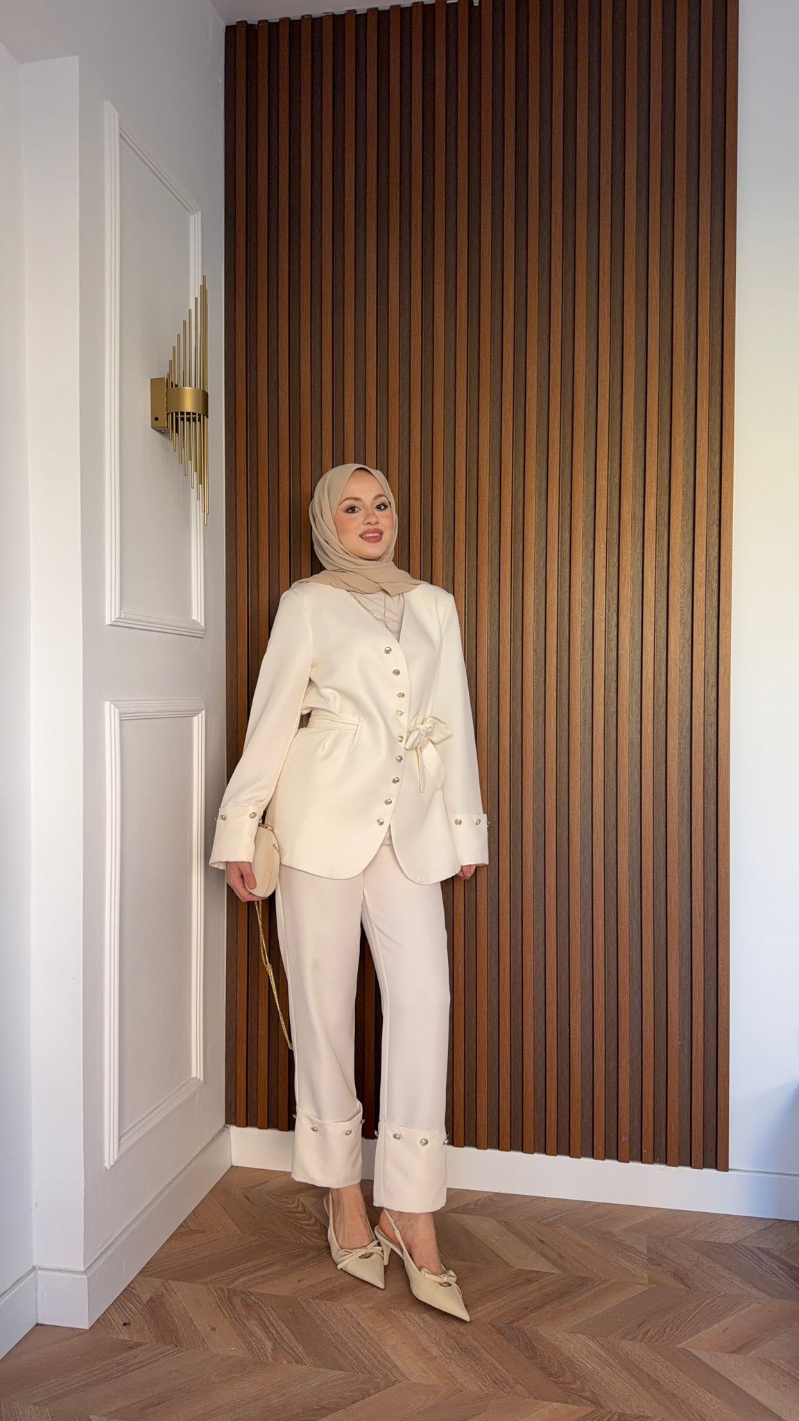 MEYSA PANTOLON TAKIM Diva Gümüş Aksesuarlı Ceket Takım Ekru