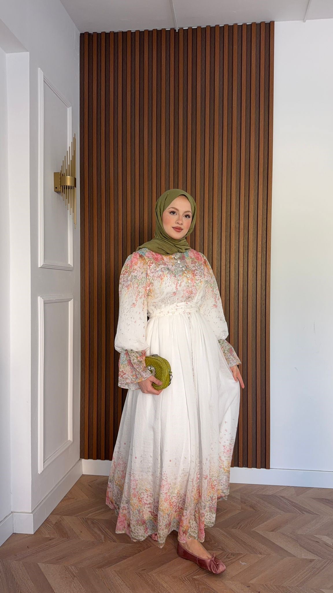 MEYSADESIGN ELBİSELER Alice Desenli Elbise Beyaz