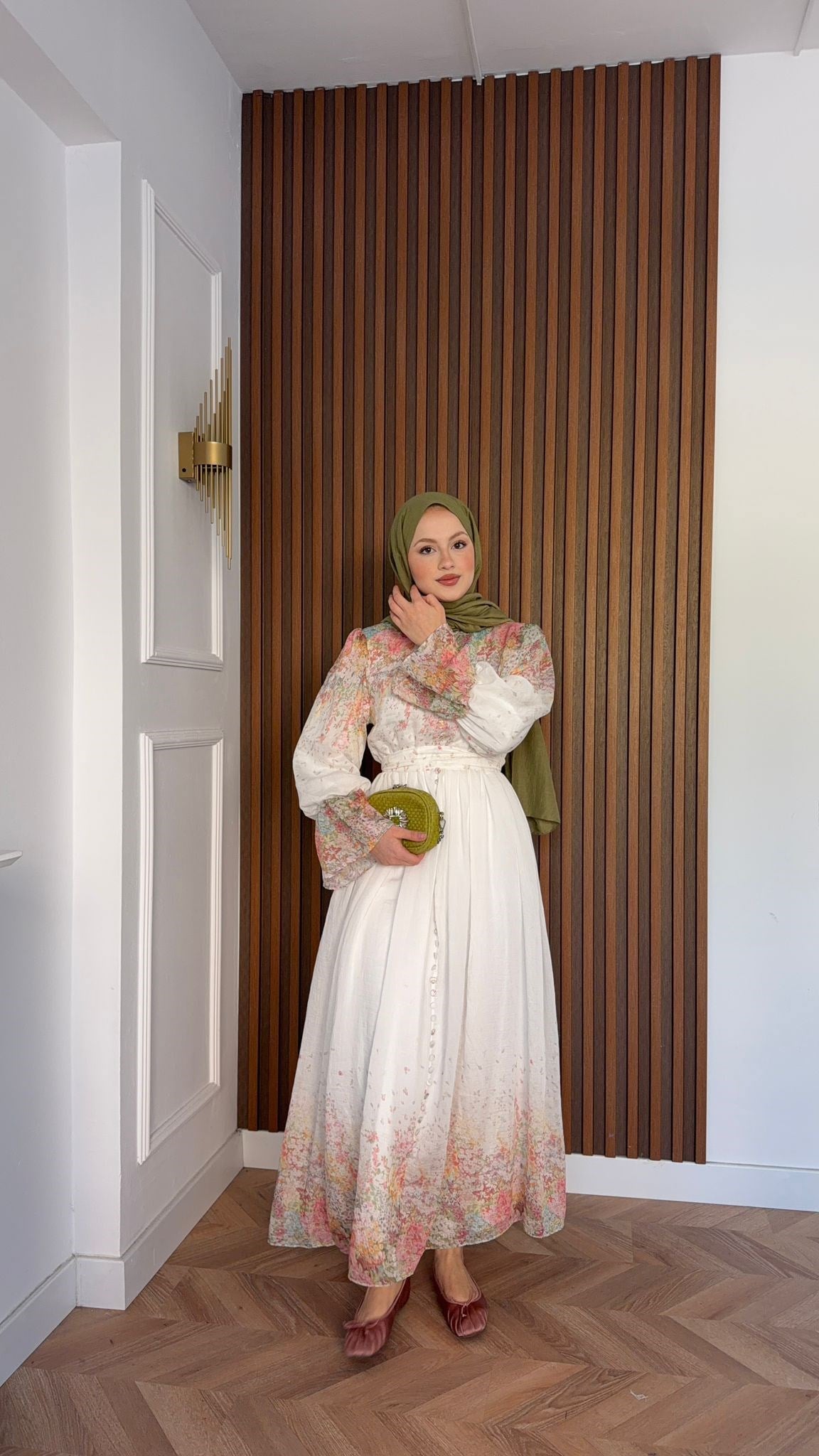 MEYSADESIGN ELBİSELER Alice Desenli Elbise Beyaz