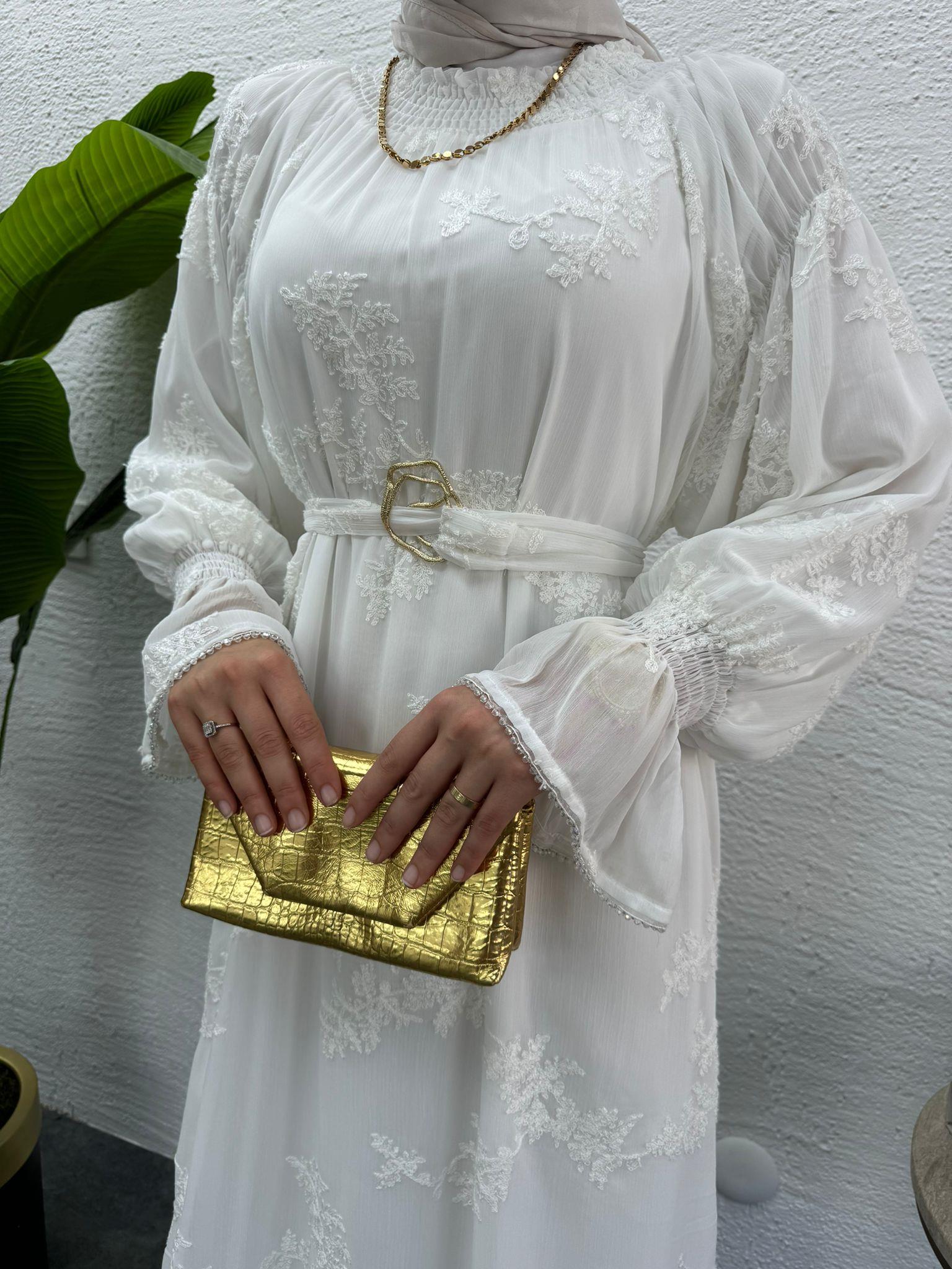MEYSADESIGN ELBİSELER Boncuk Detay Gold Kemerli Güpür Elbise