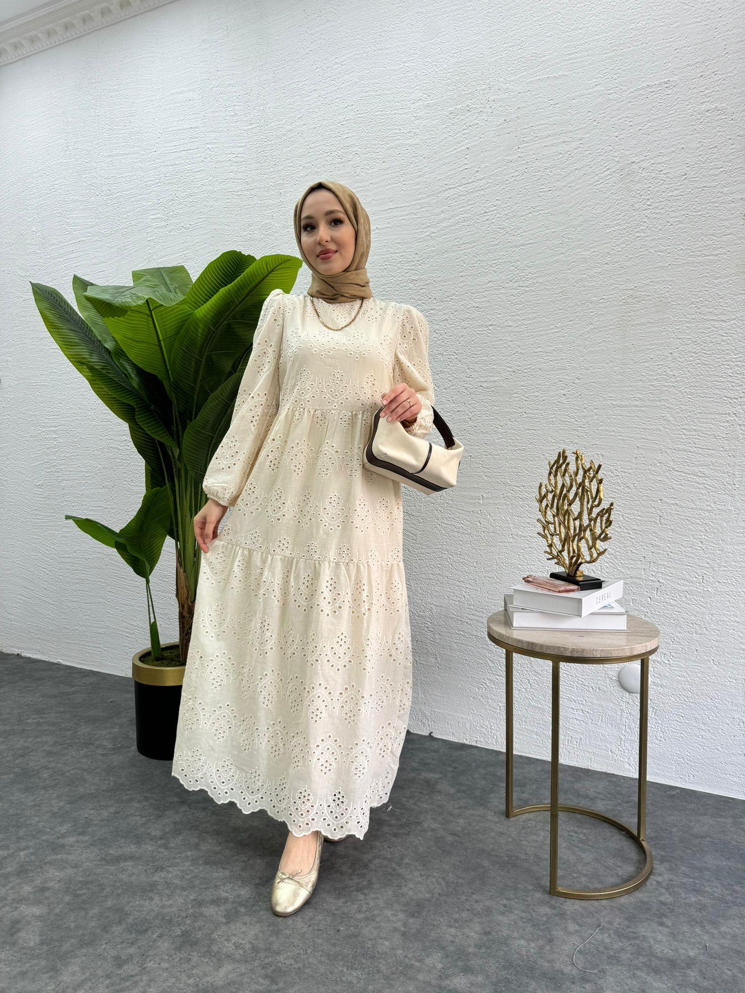 MEYSADESIGN ELBİSELER Fisto Elbise Krem