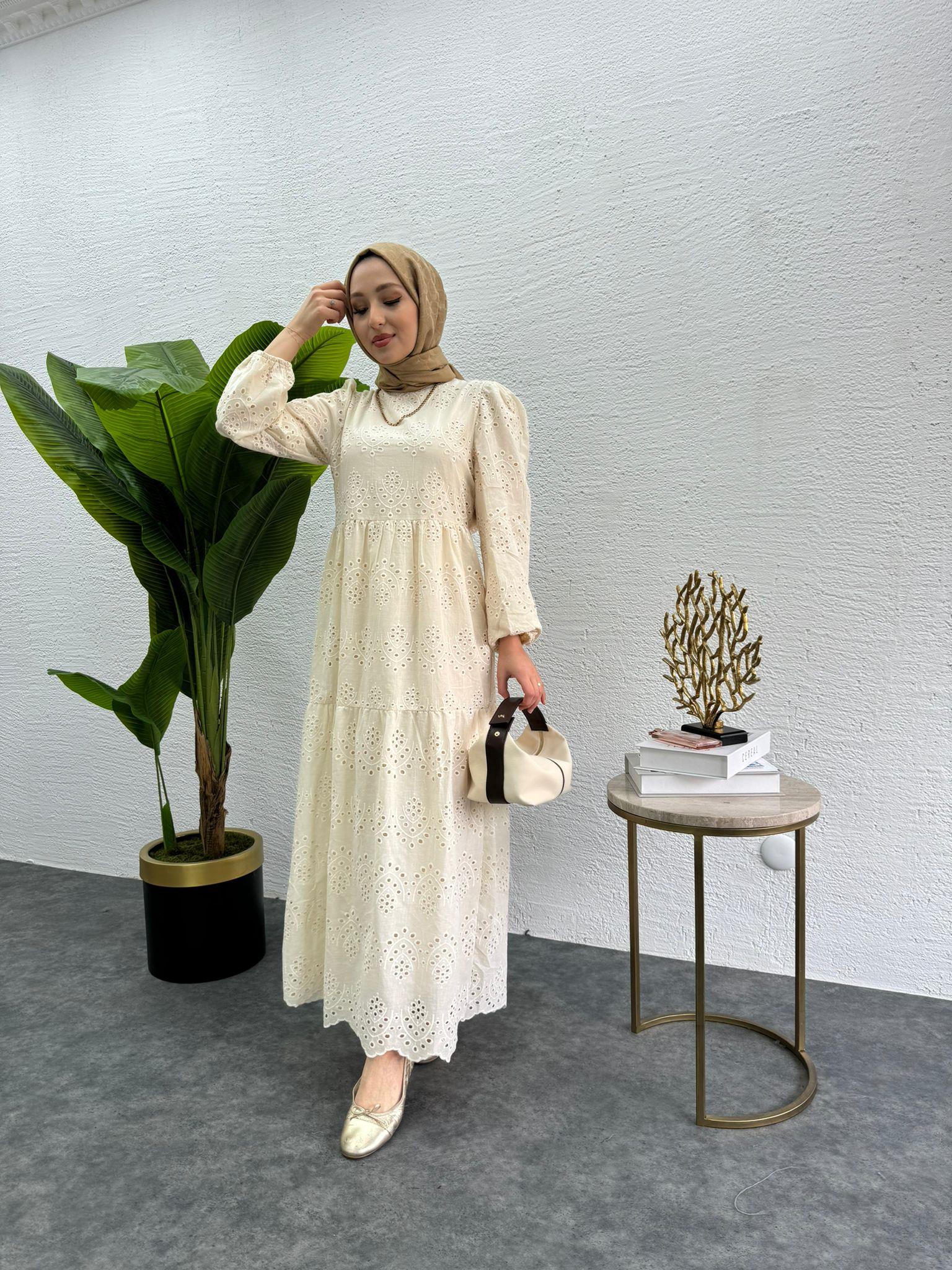 MEYSADESIGN ELBİSELER Fisto Elbise Krem