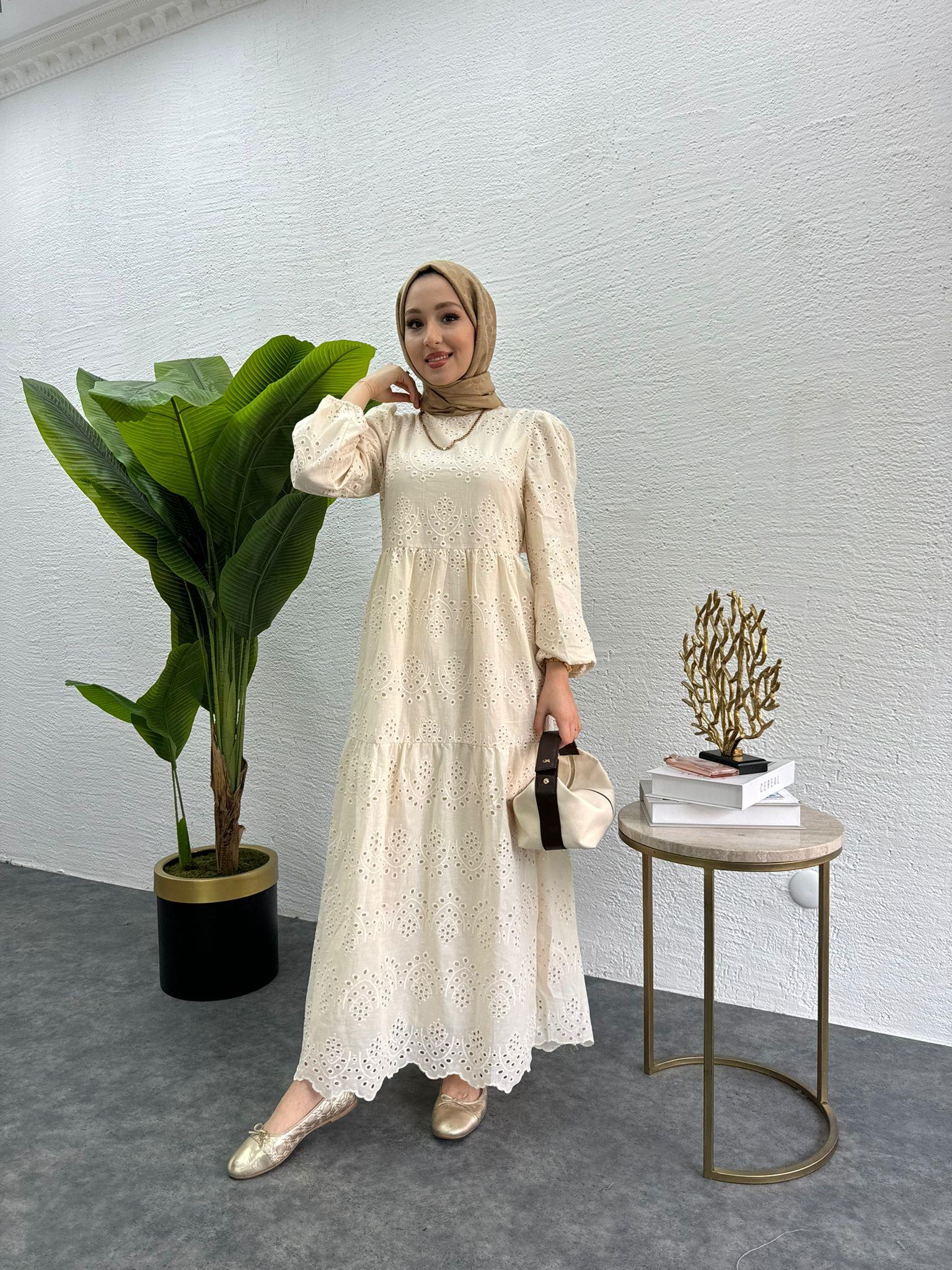 MEYSADESIGN ELBİSELER Fisto Elbise Krem