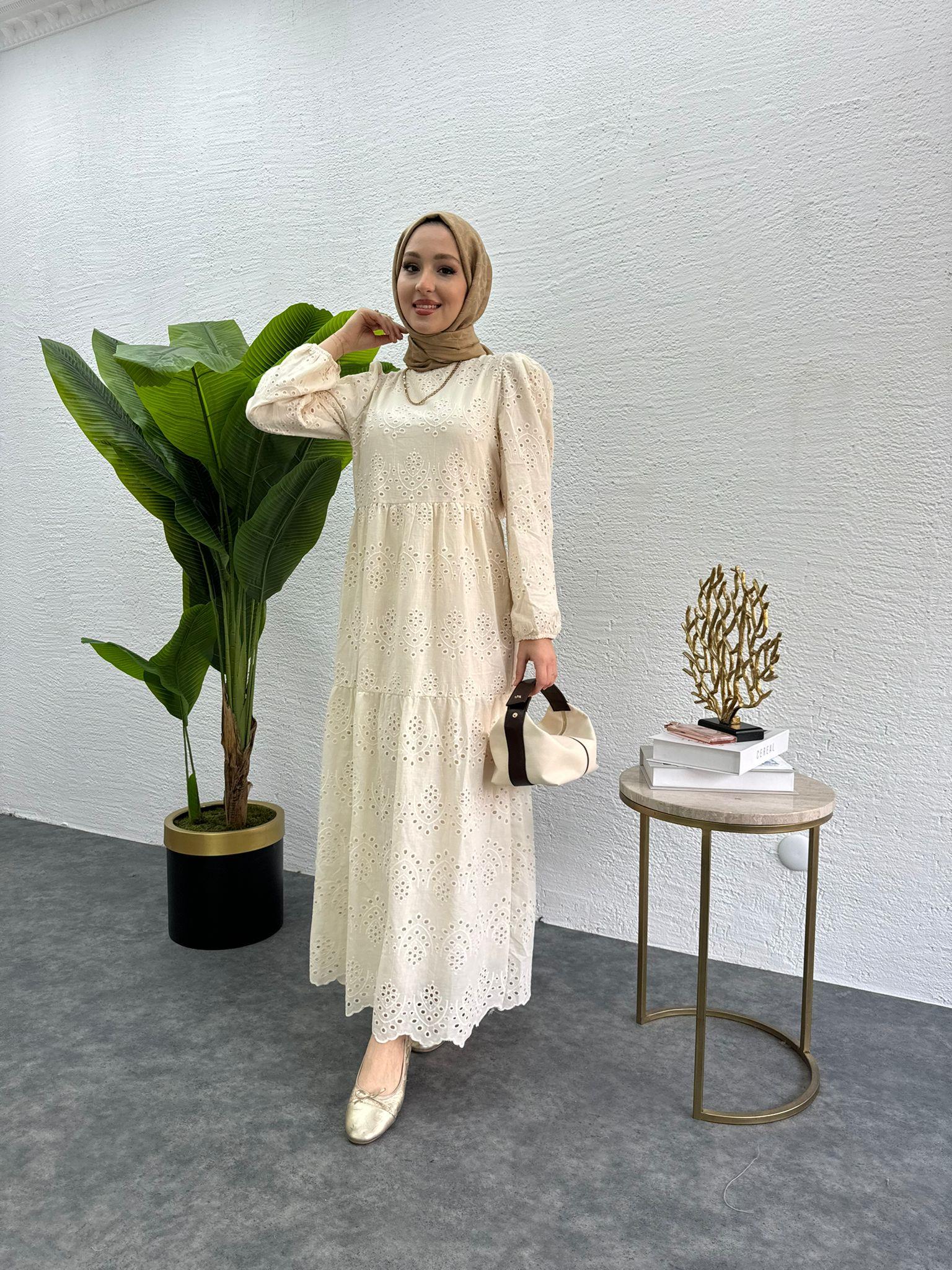 MEYSADESIGN ELBİSELER Fisto Elbise Krem