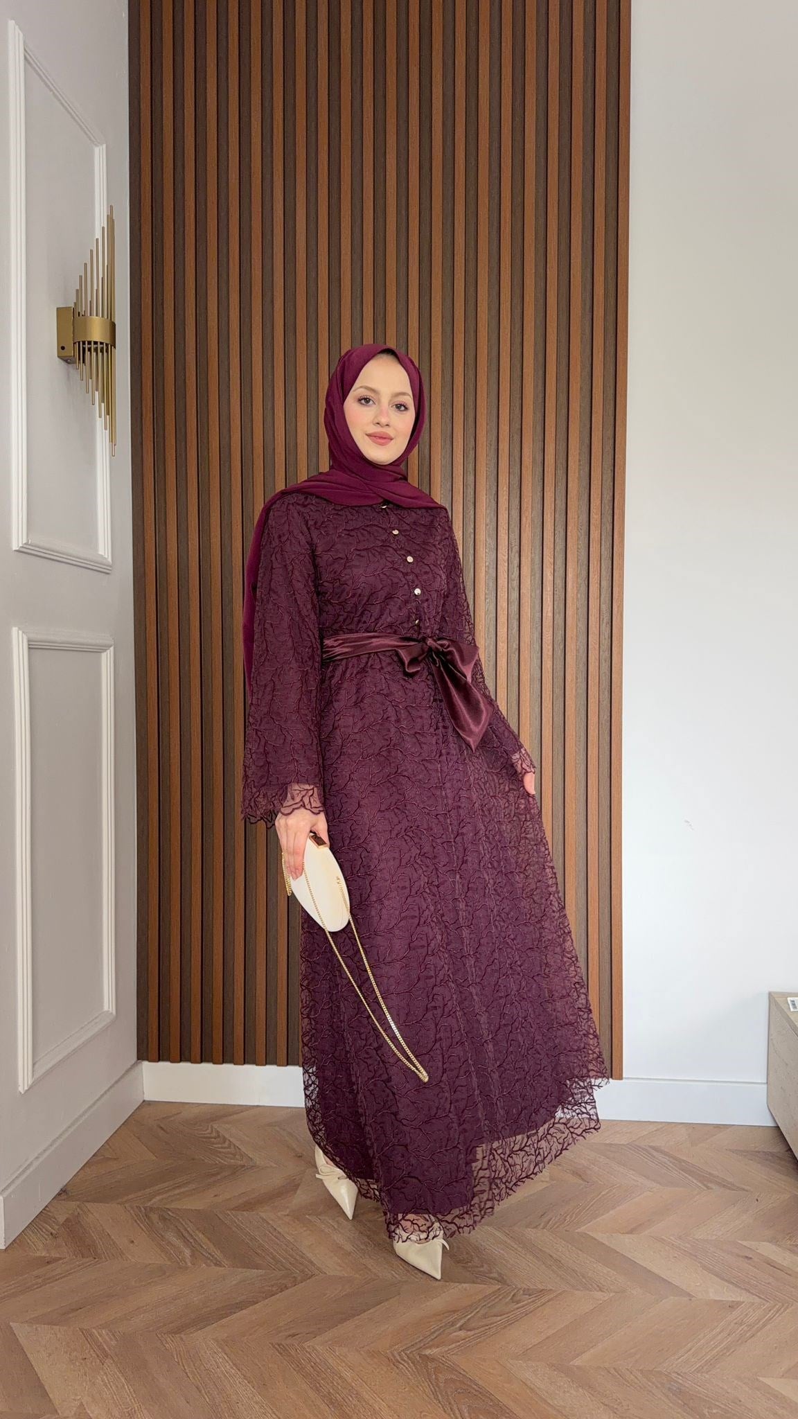 MEYSADESIGN ELBİSELER Gisha Dantelli Saten Kemerli Elbise Bordo