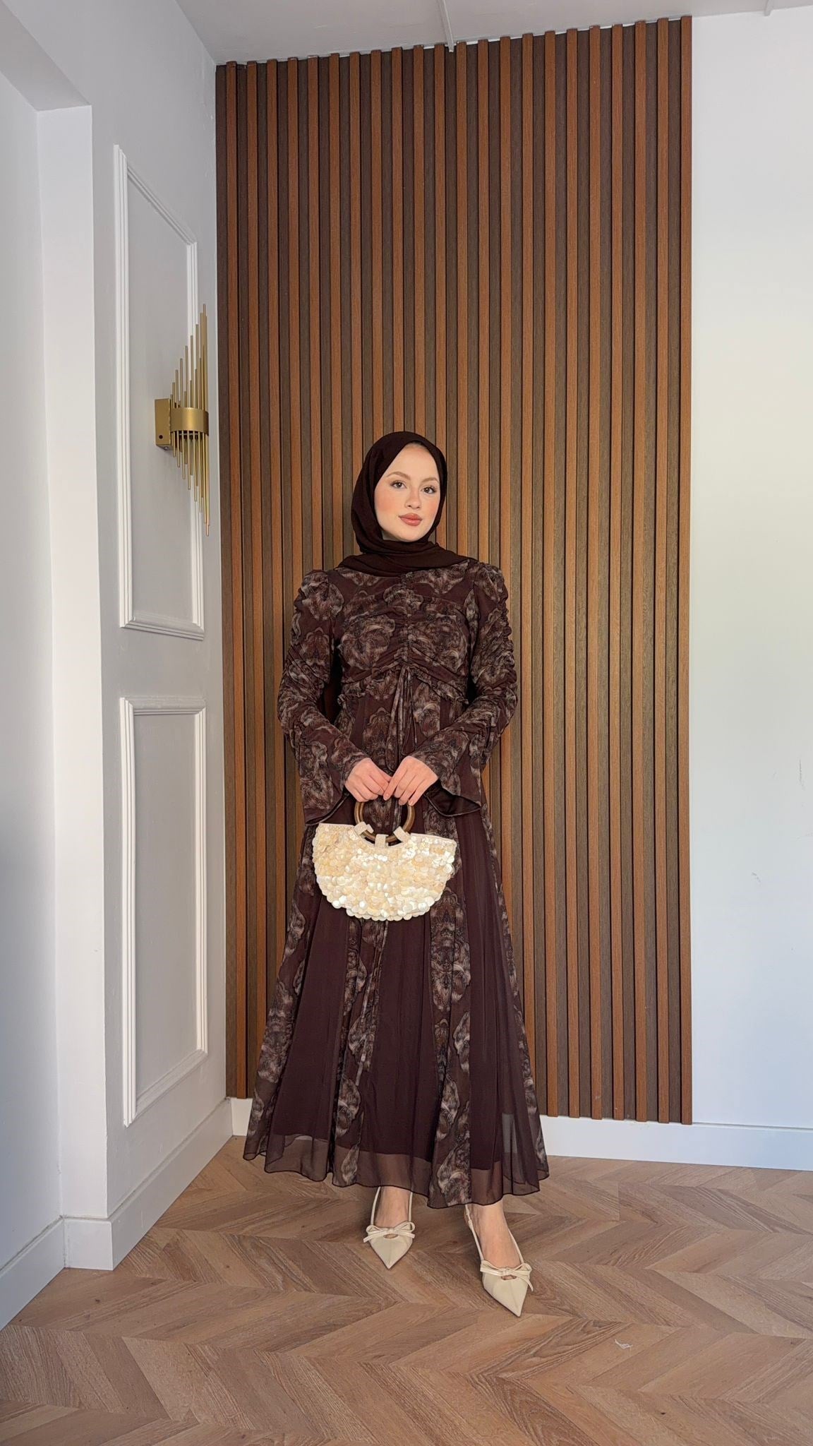 MEYSADESIGN ELBİSELER Lara Baskılı Desenli Şifon Elbise Kahve