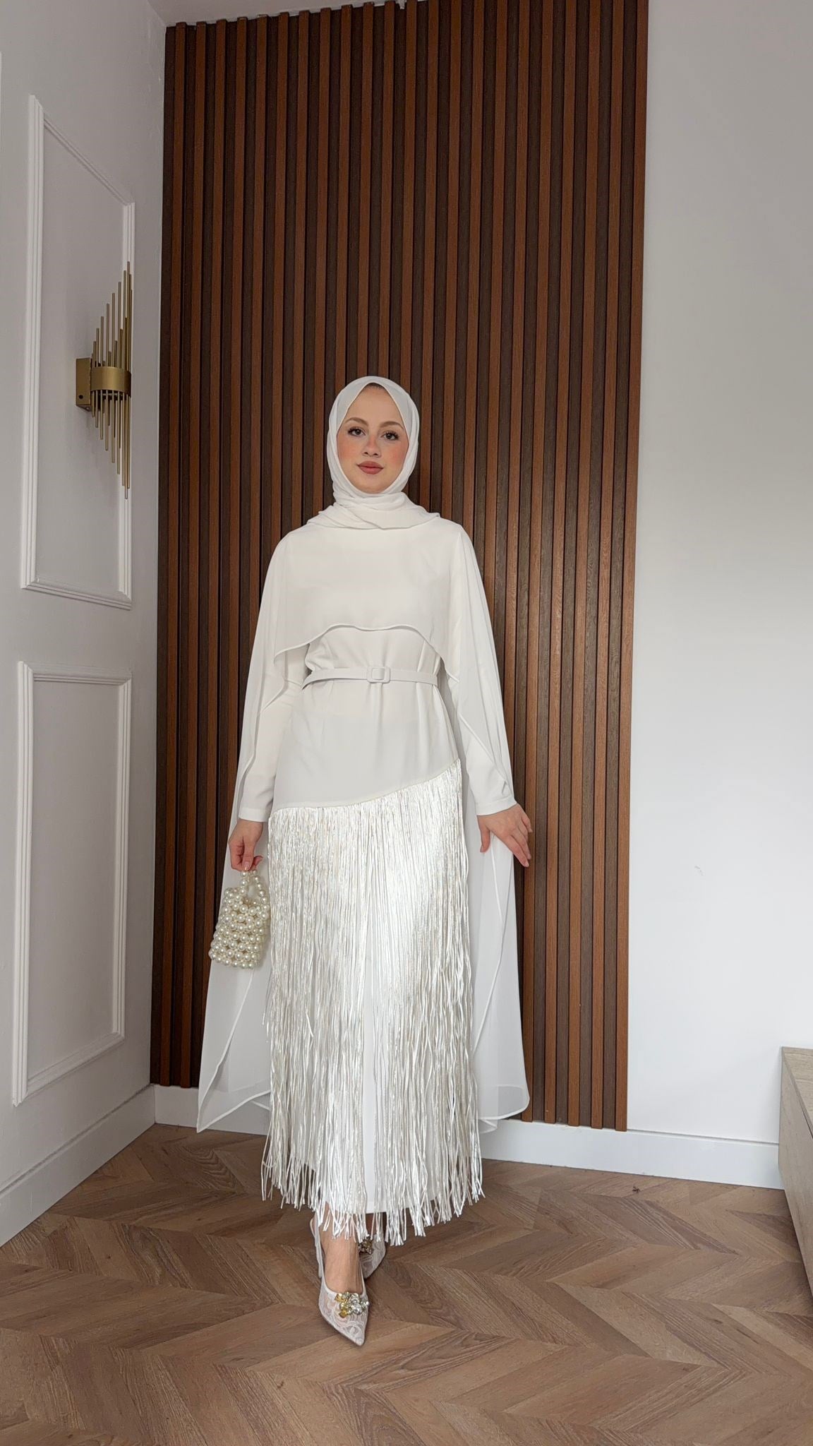 MEYSADESIGN ELBİSELER Mabel Püsküllü Pelerinli Elbise Beyaz