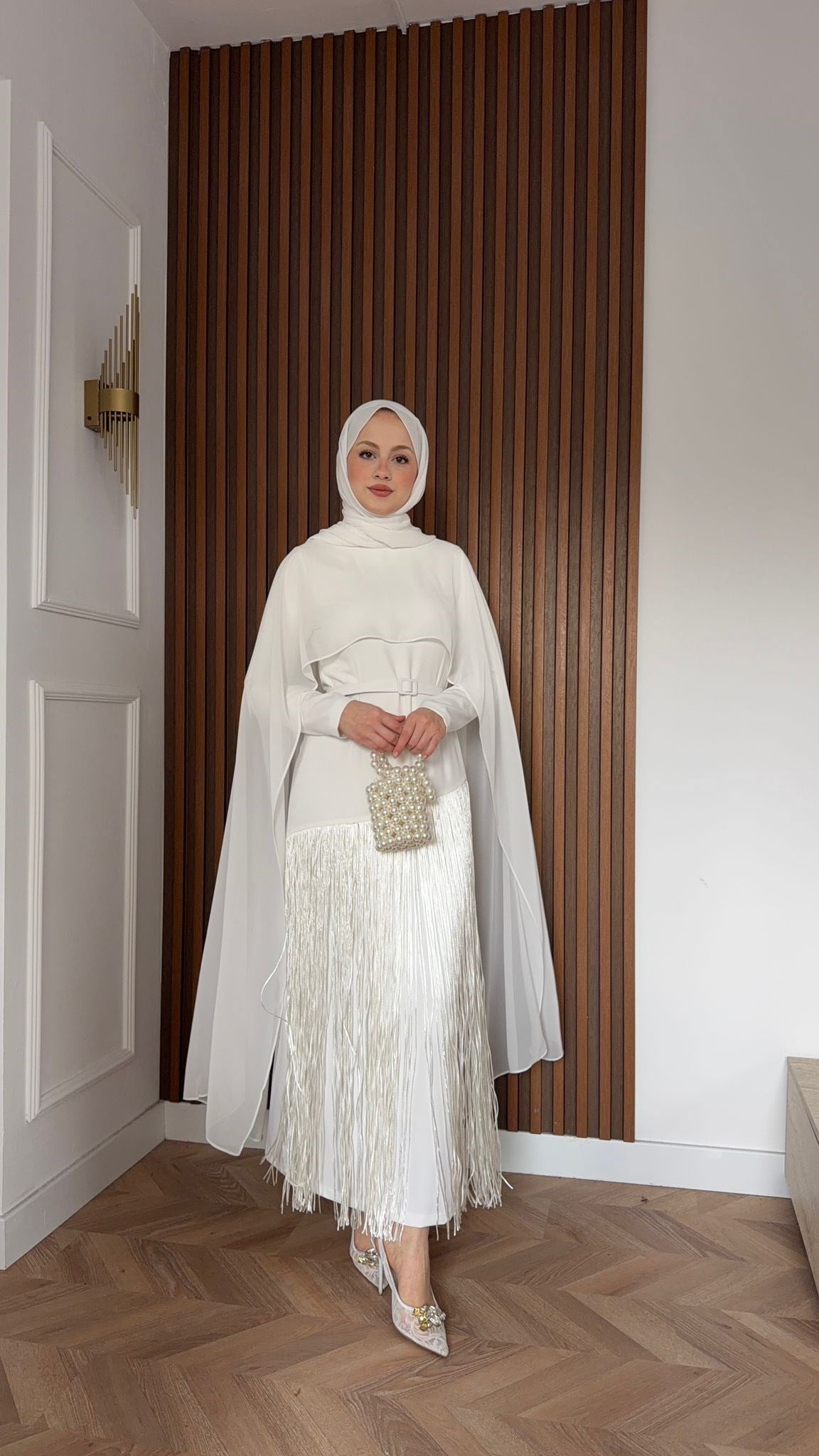 MEYSADESIGN ELBİSELER Mabel Püsküllü Pelerinli Elbise Beyaz