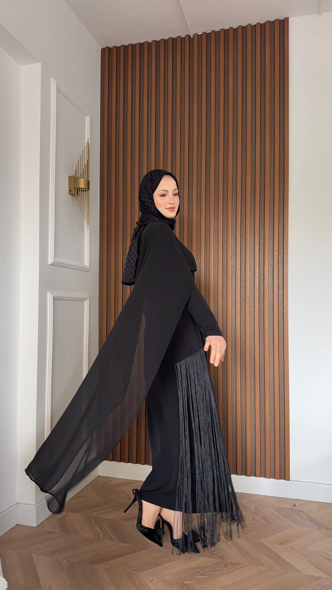 MEYSADESIGN ELBİSELER Mabel Püsküllü Pelerinli Elbise Siyah
