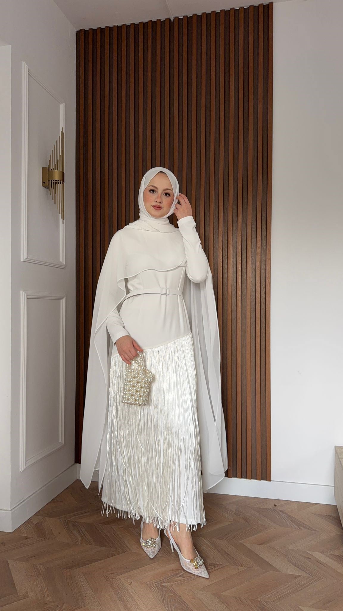 MEYSADESIGN ELBİSELER Mabel Püsküllü Pelerinli Elbise Beyaz