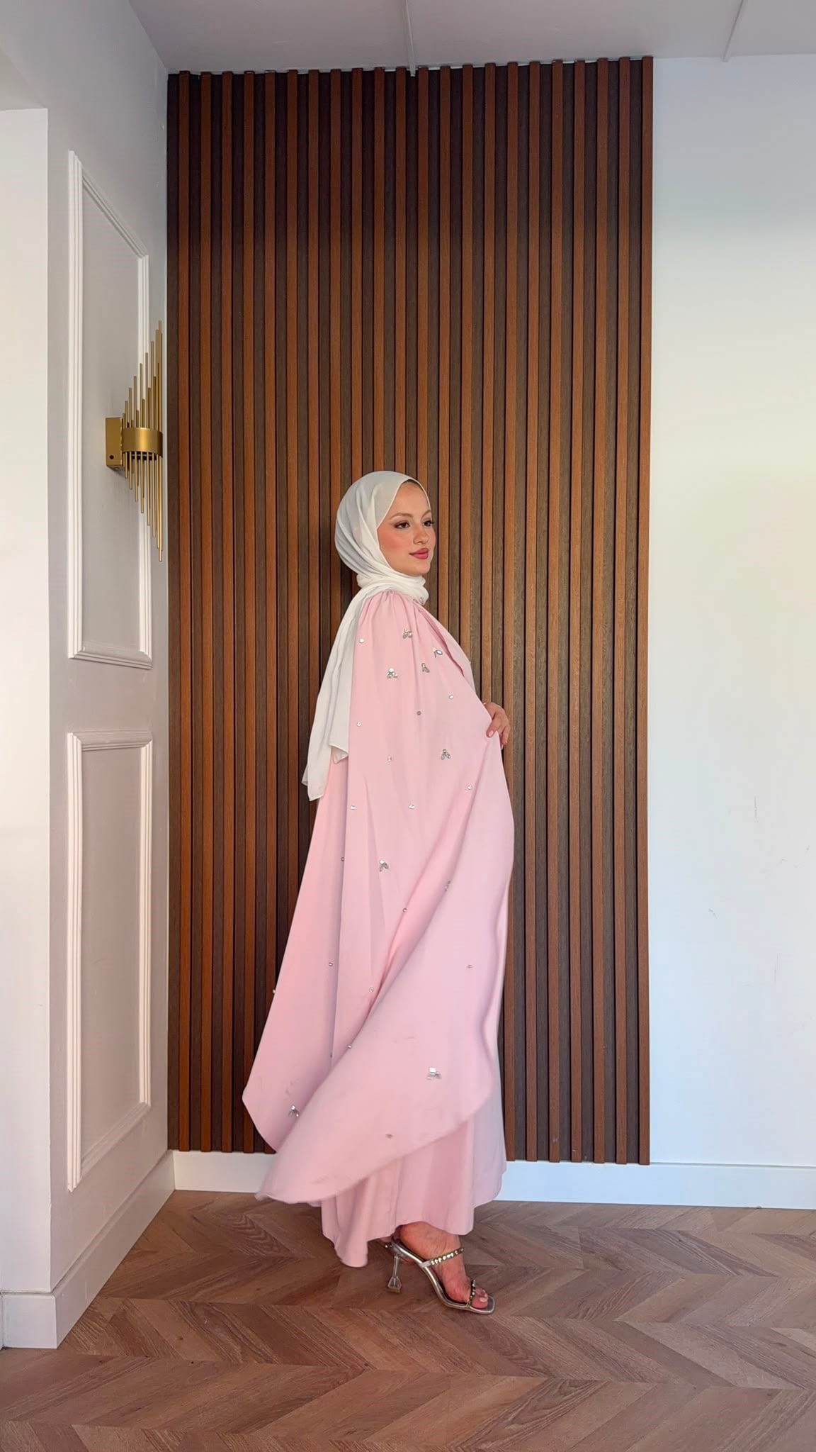 MEYSADESIGN ELBİSELER Omuzdan Pelerinli Taşlı Abiye Pembe