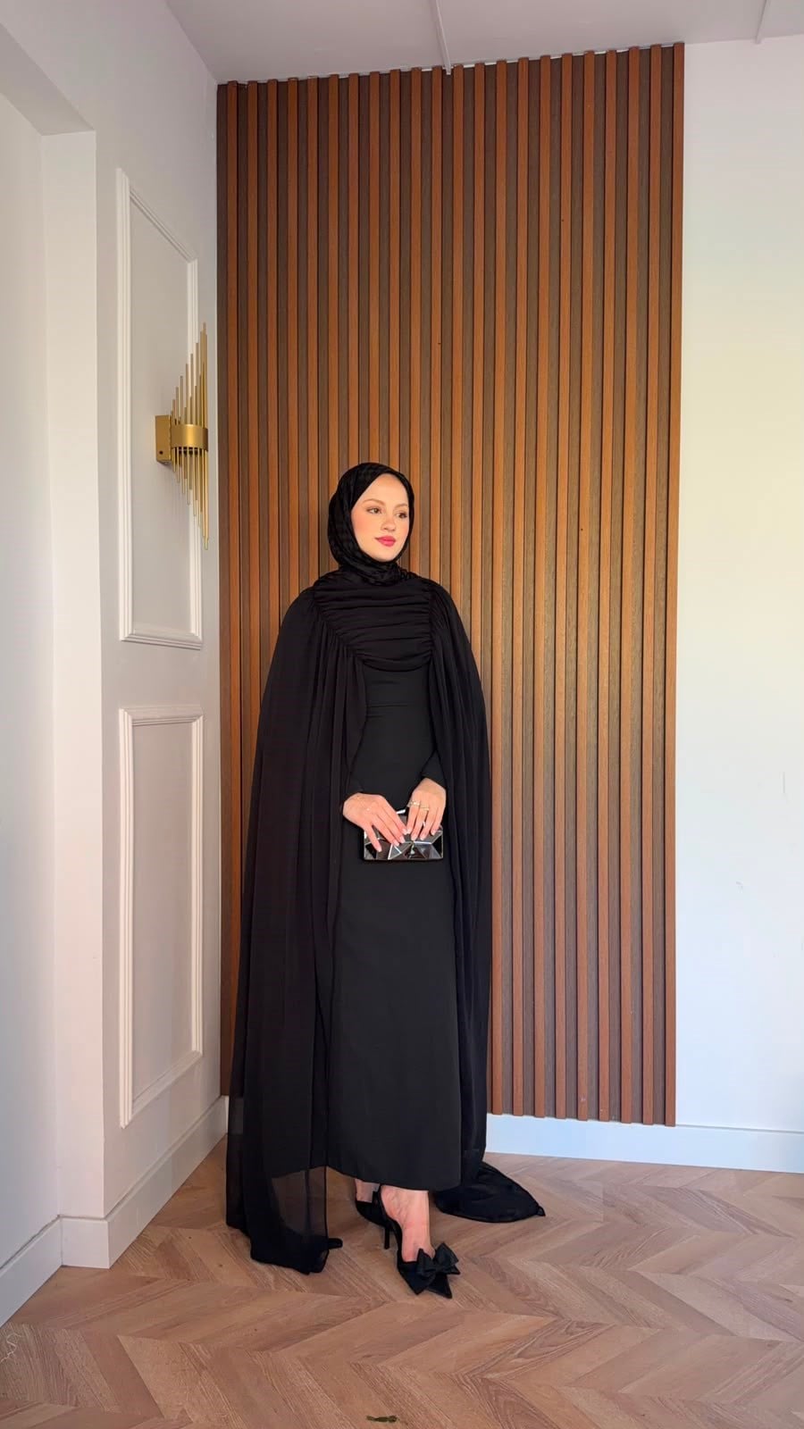 MEYSADESIGN ELBİSELER Önü Şifon Pelerin Takmalı Abiye Siyah