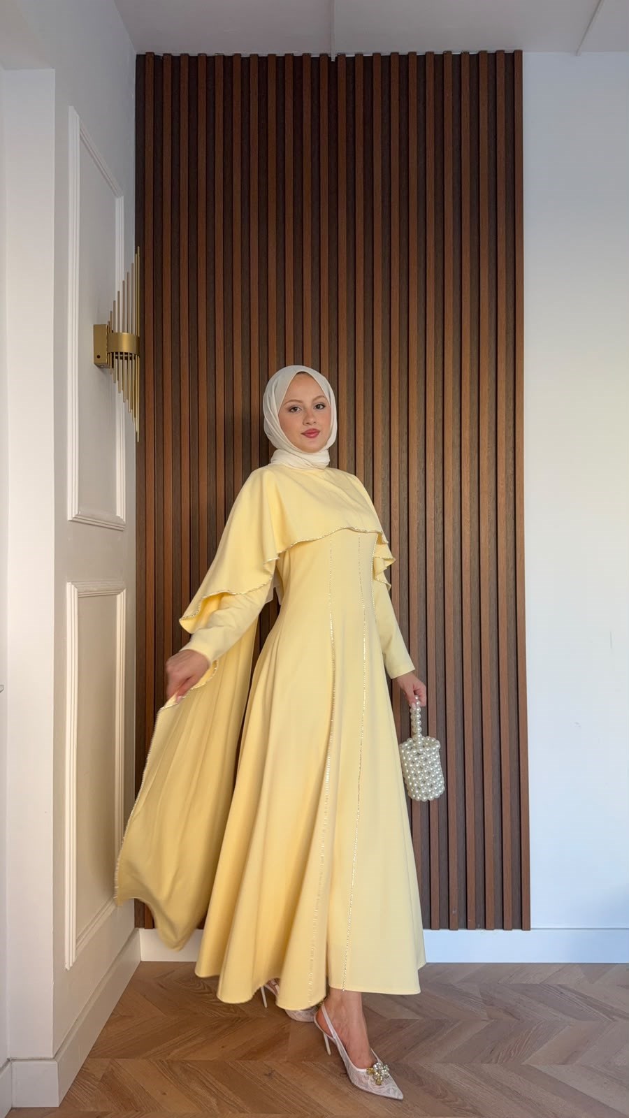 MEYSADESIGN ELBİSELER Pelerinli Taşlı Abiye Sarı