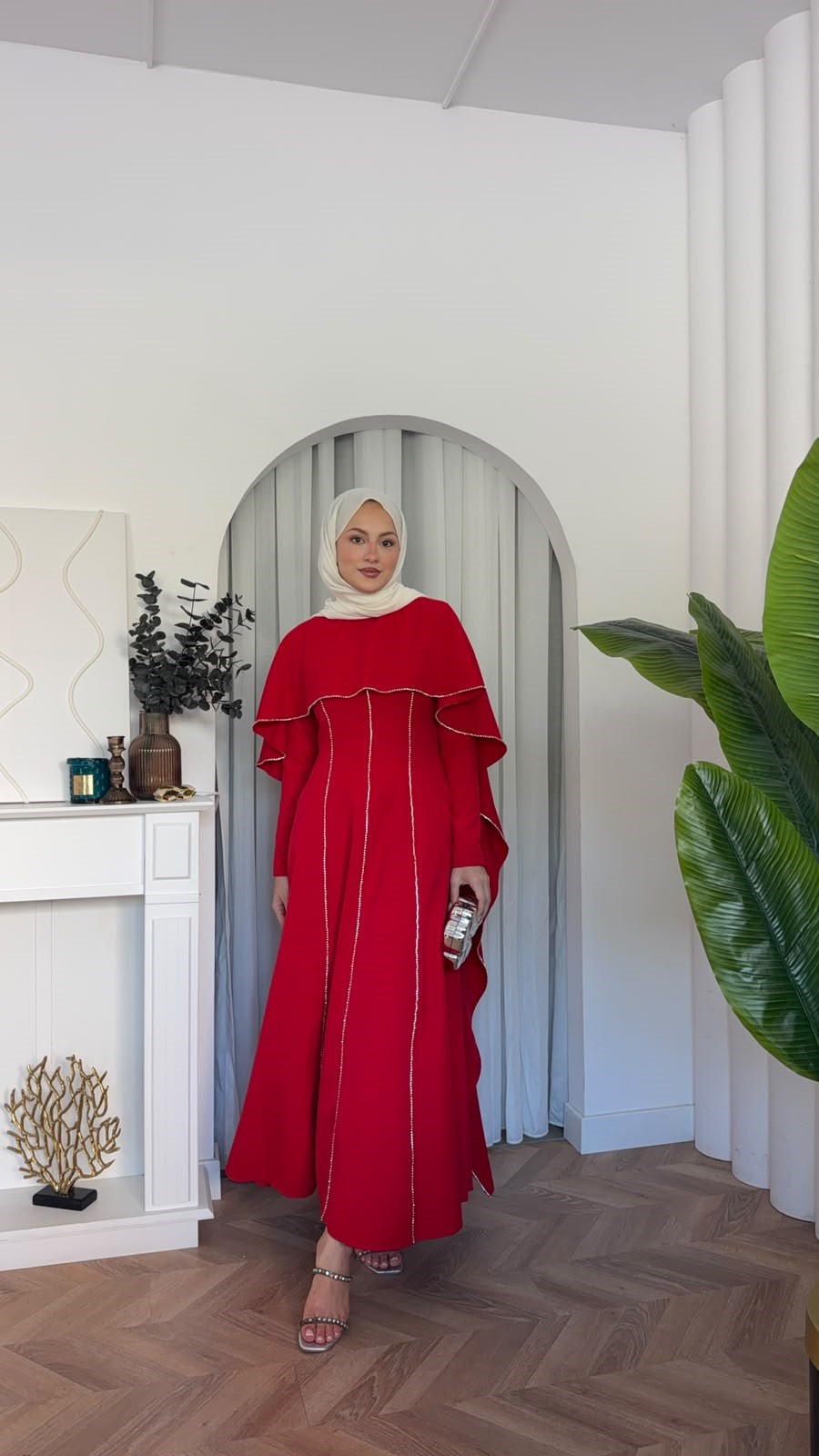 MEYSADESIGN ELBİSELER Pelerinli Taşlı Abiye Kırmızı