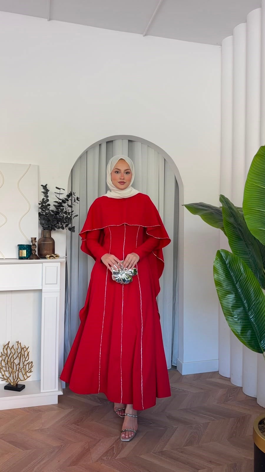 MEYSADESIGN ELBİSELER Pelerinli Taşlı Abiye Kırmızı