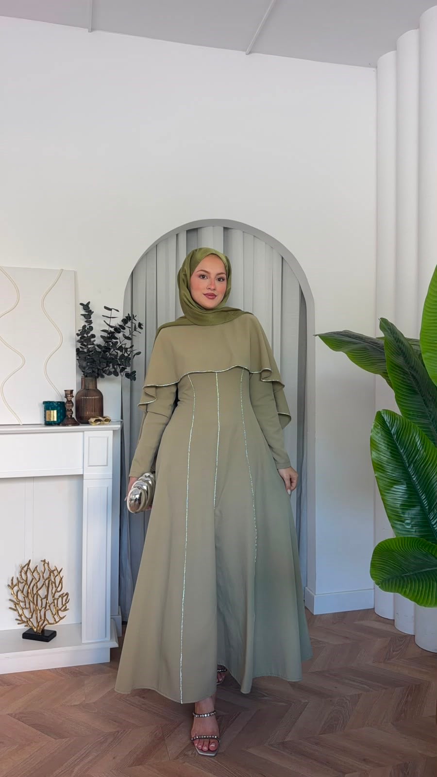 MEYSADESIGN ELBİSELER Pelerinli Taşlı Abiye Haki