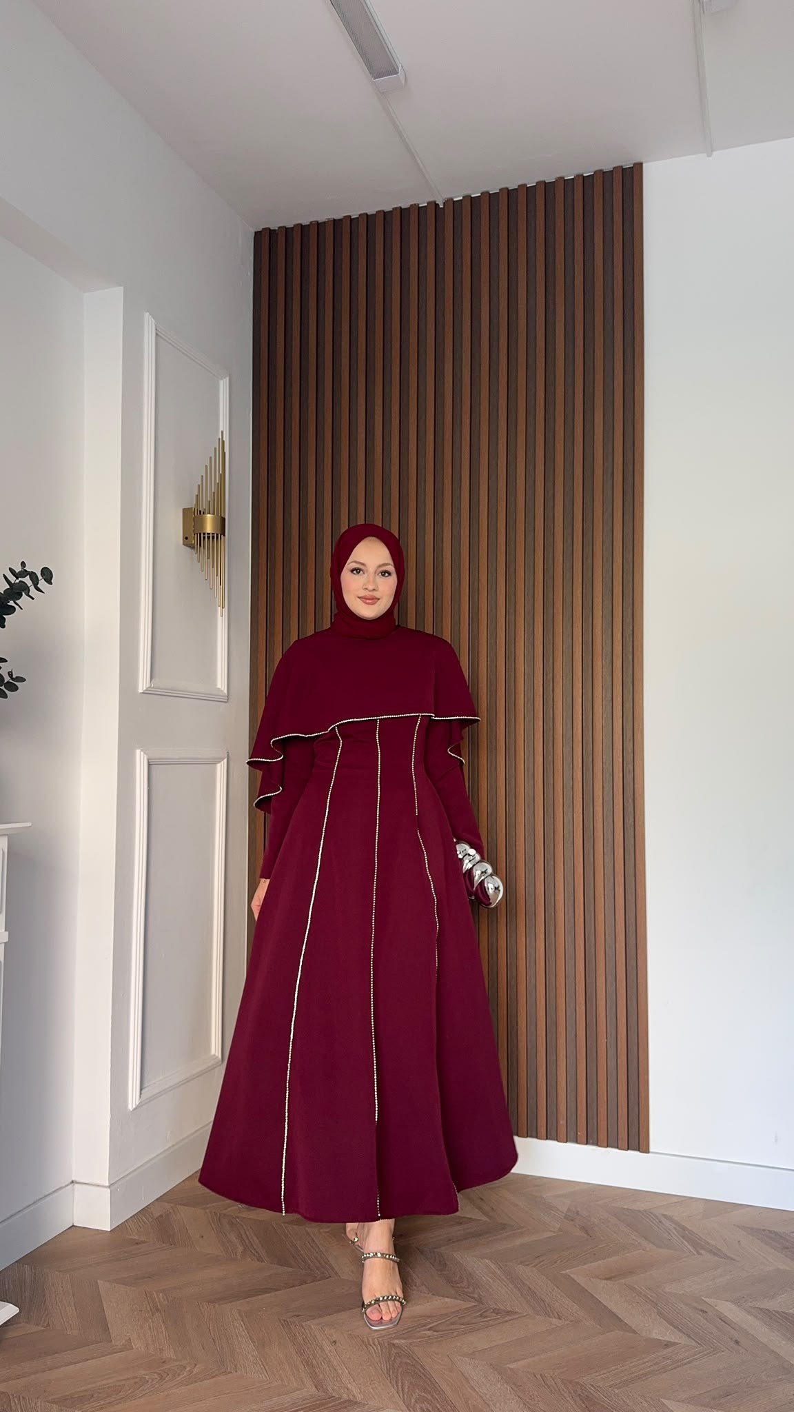 MEYSADESIGN ELBİSELER Pelerinli Taşlı Abiye Bordo