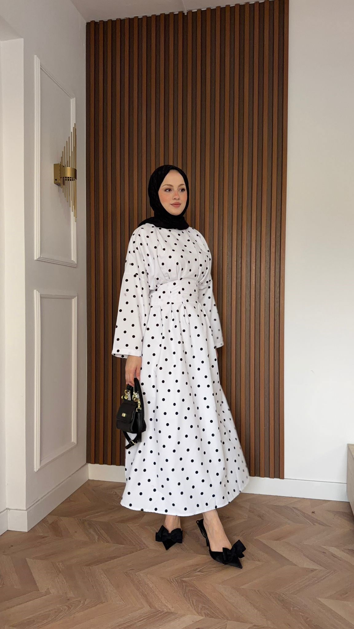 MEYSADESIGN ELBİSELER Puantiyeli Beli Pensli Elbise Beyaz