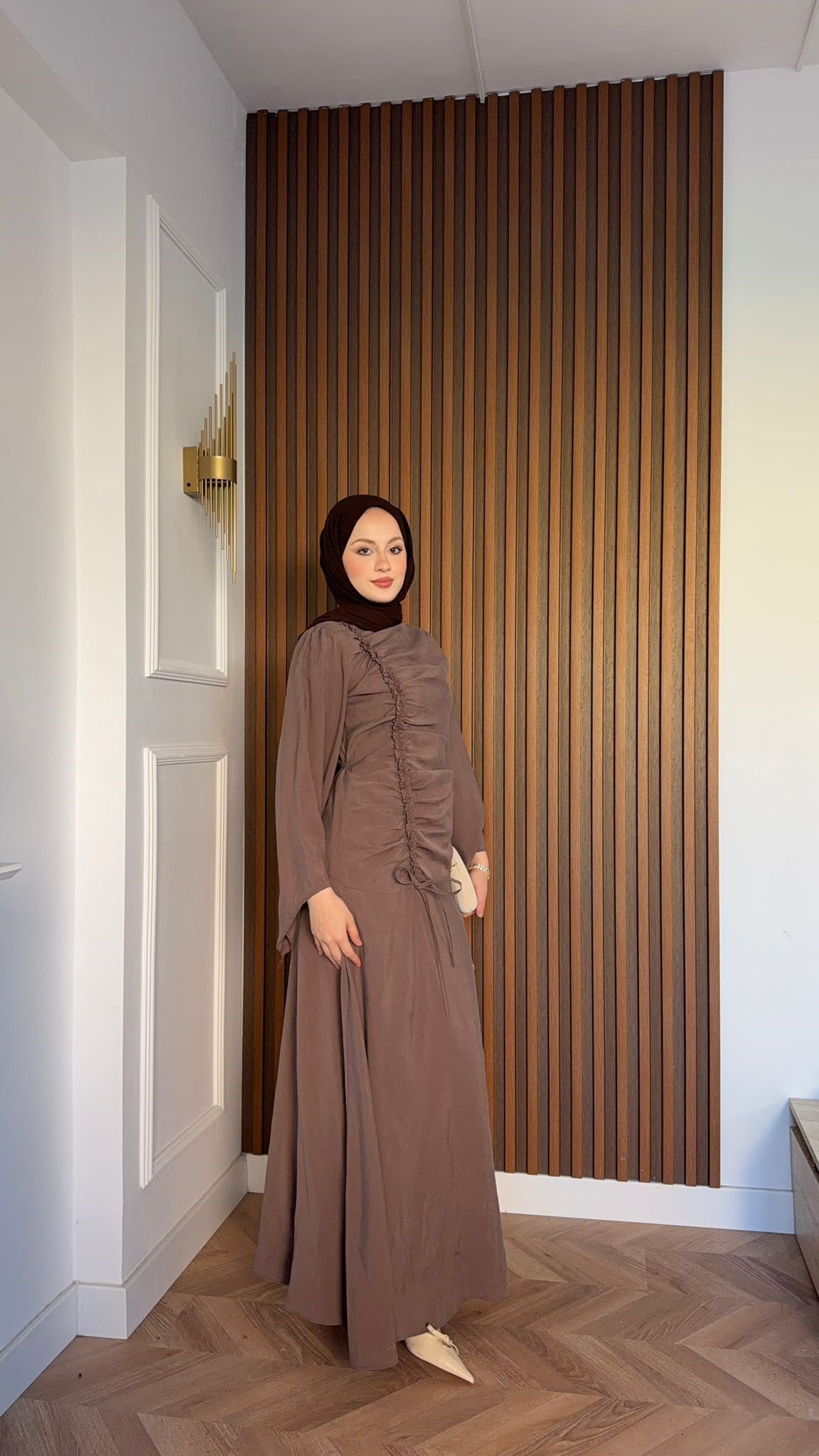 MEYSADESIGN ELBİSELER Selvi Büzgülü Tensel Elbise Acı Kahve