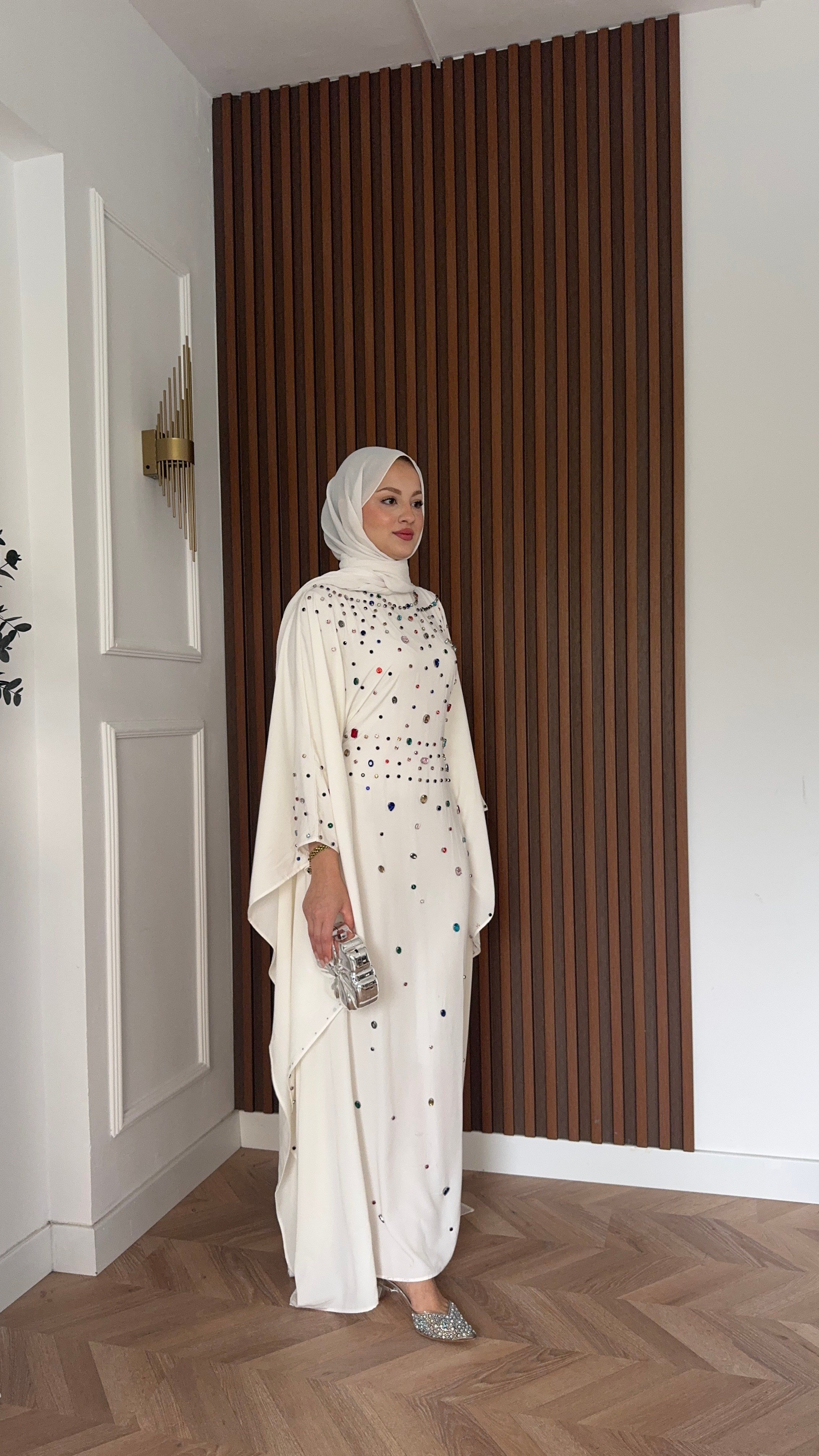 MEYSADESIGN ELBİSELER Tasarım Taşlı Sisi Yarasa Kol Abaya Beyaz