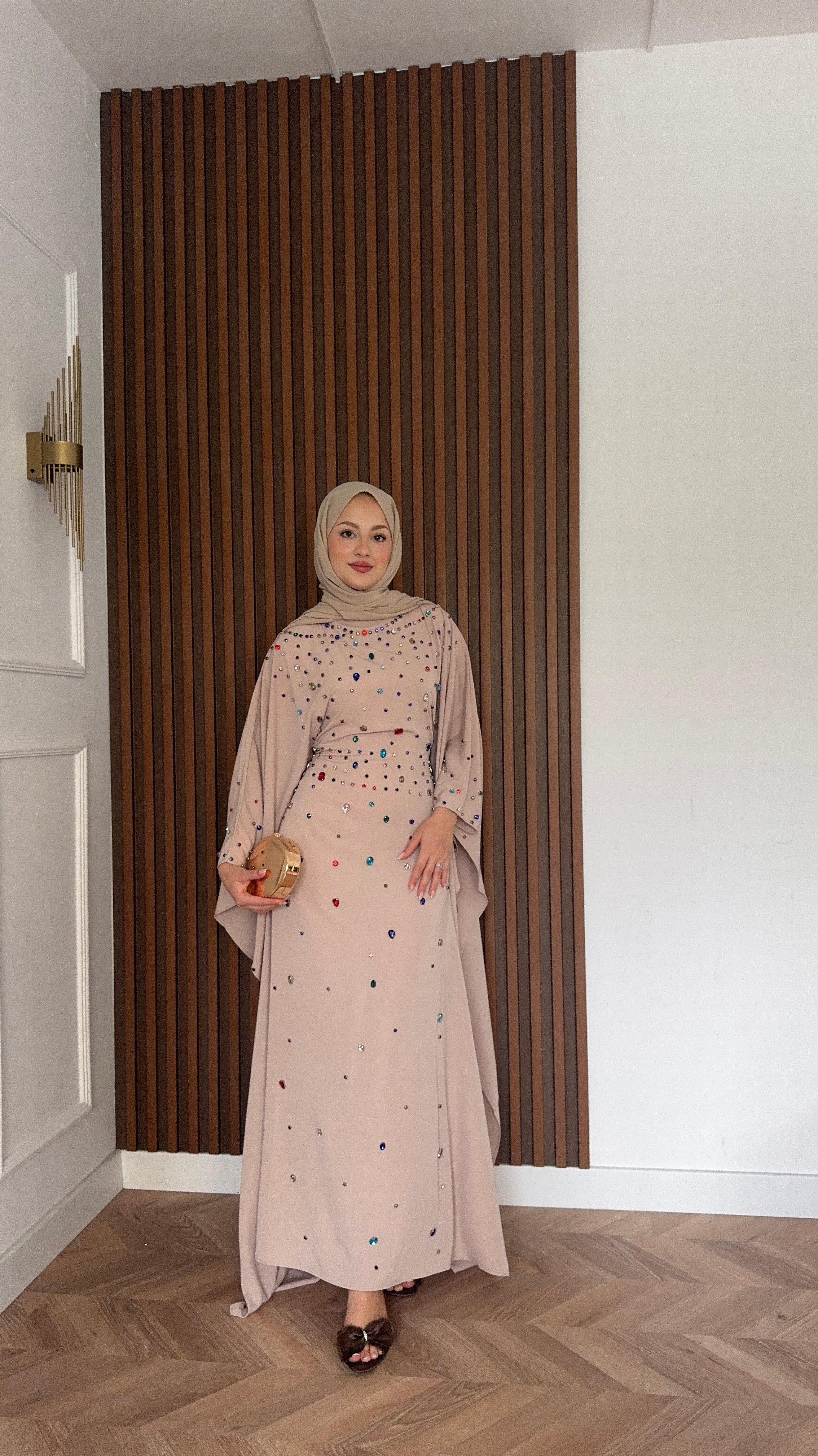 MEYSADESIGN ELBİSELER Tasarım Taşlı Sisi Yarasa Kol Abaya Bej