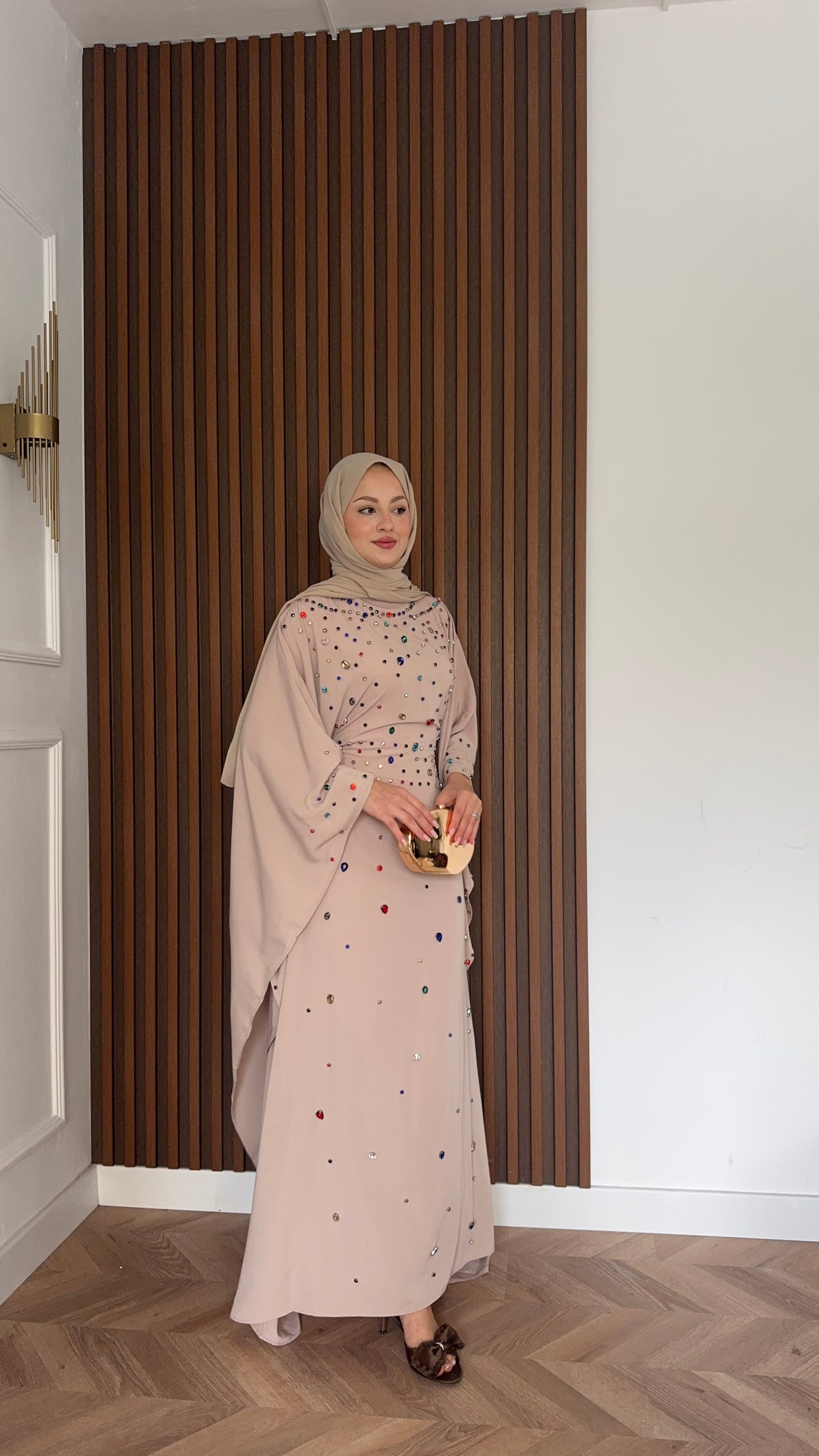 MEYSADESIGN ELBİSELER Tasarım Taşlı Sisi Yarasa Kol Abaya Bej
