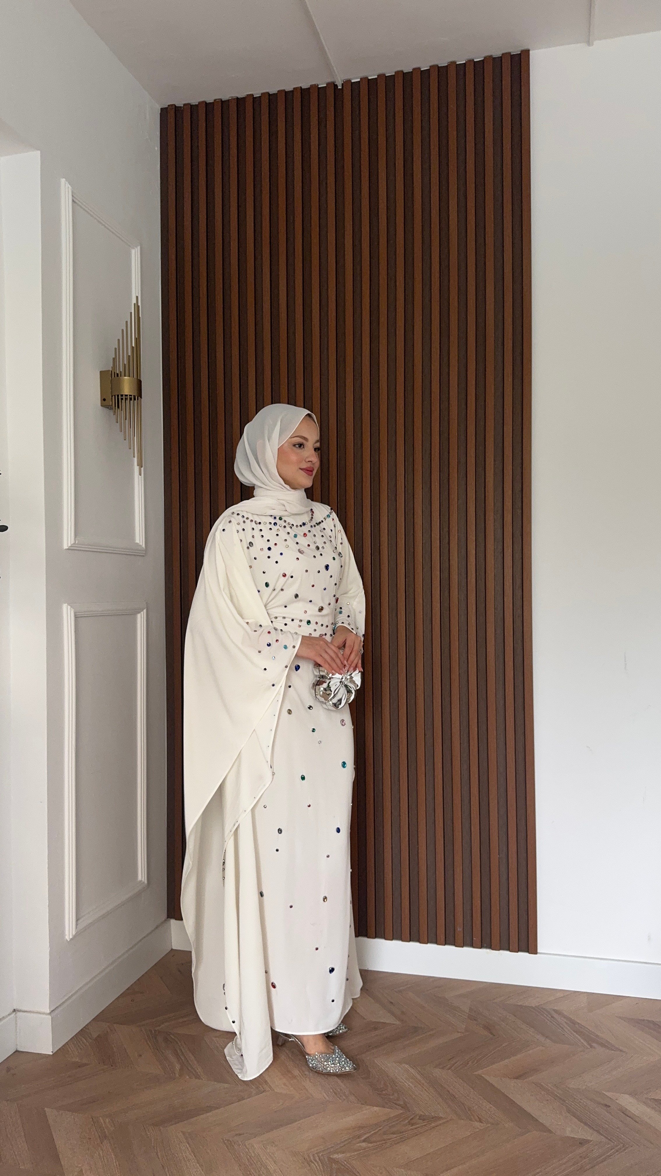 MEYSADESIGN ELBİSELER Tasarım Taşlı Sisi Yarasa Kol Abaya Beyaz