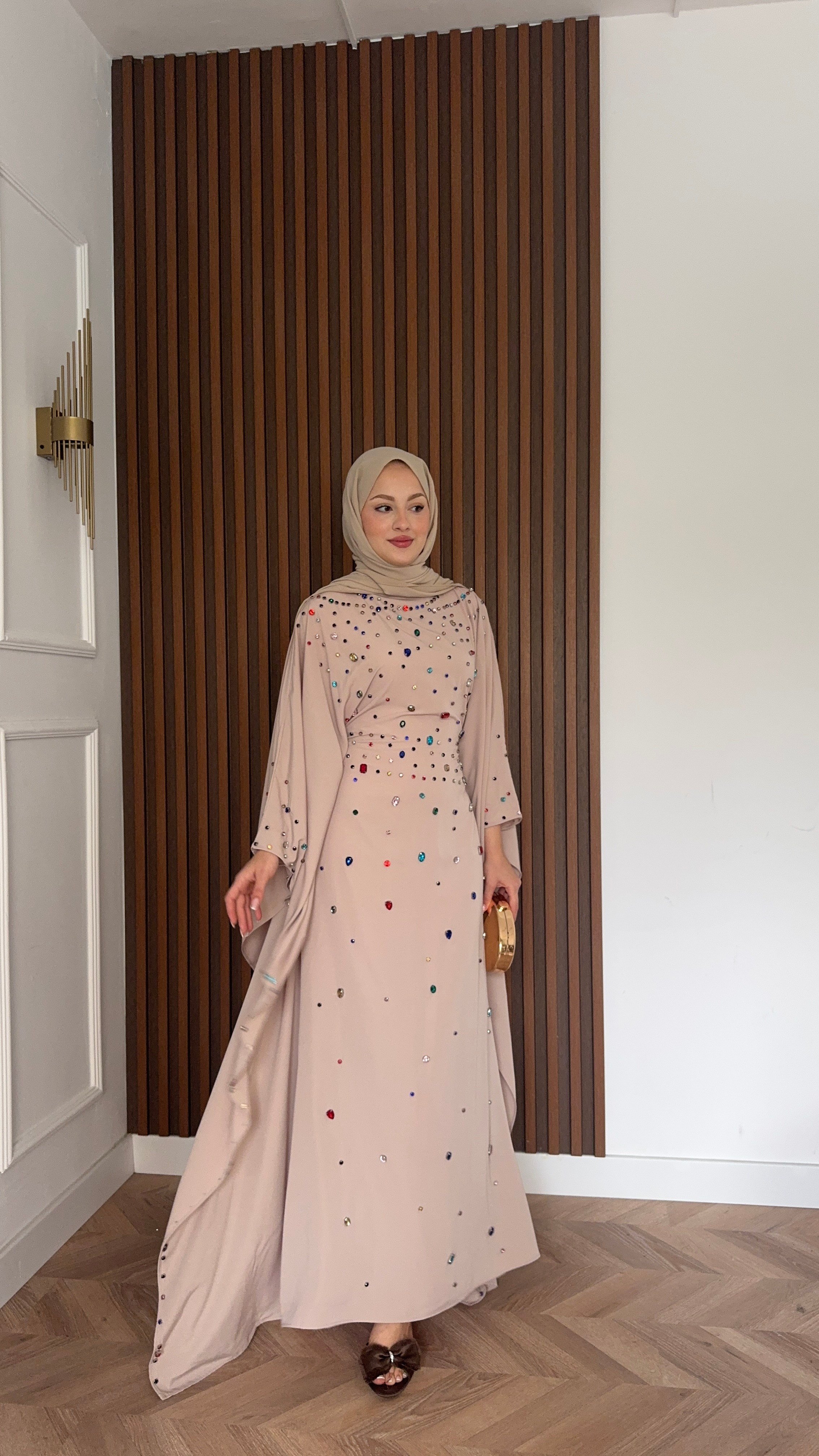 MEYSADESIGN ELBİSELER Tasarım Taşlı Sisi Yarasa Kol Abaya Bej