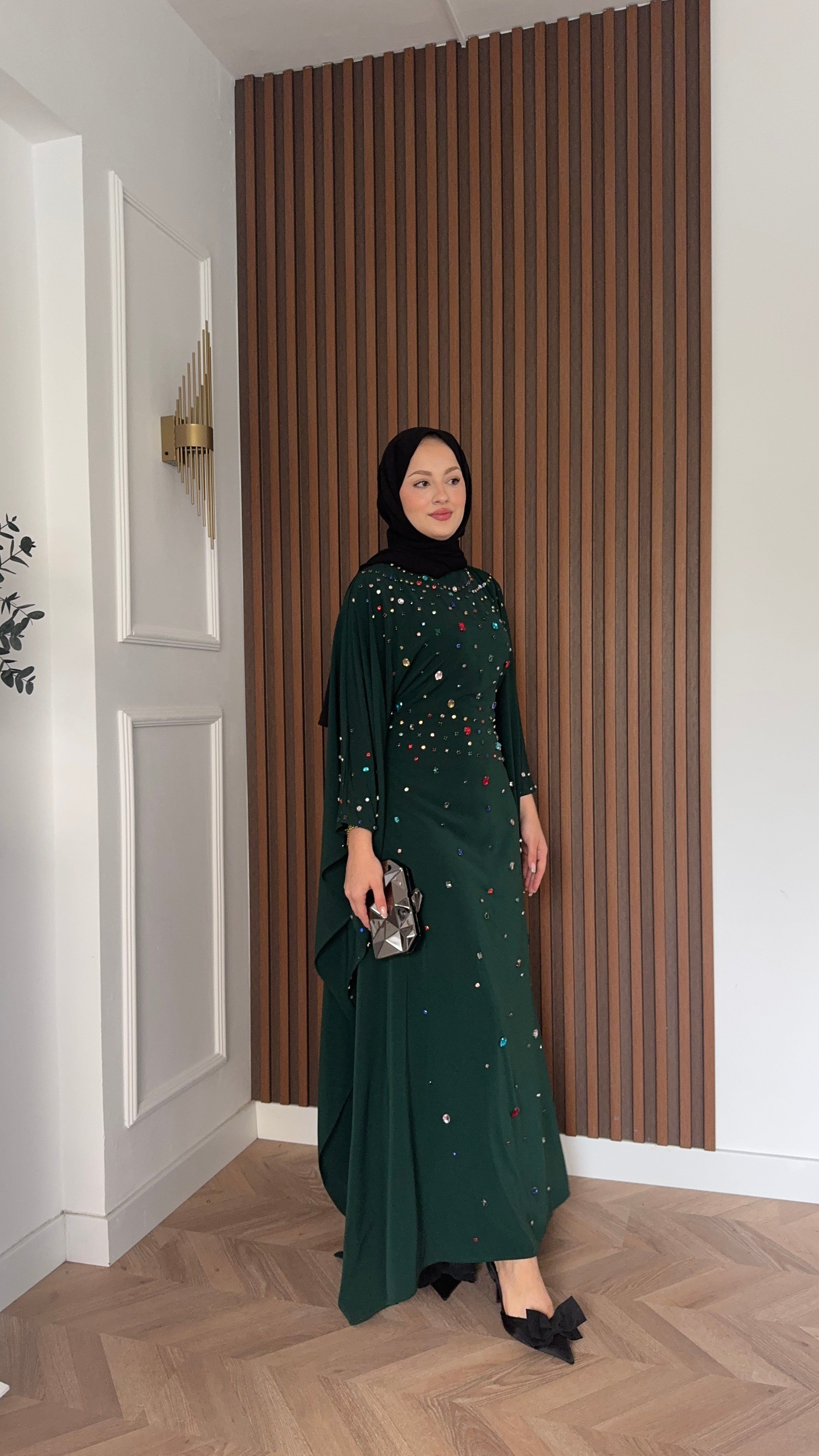MEYSADESIGN ELBİSELER Tasarım Taşlı Sisi Yarasa Kol Abaya Zümrüt