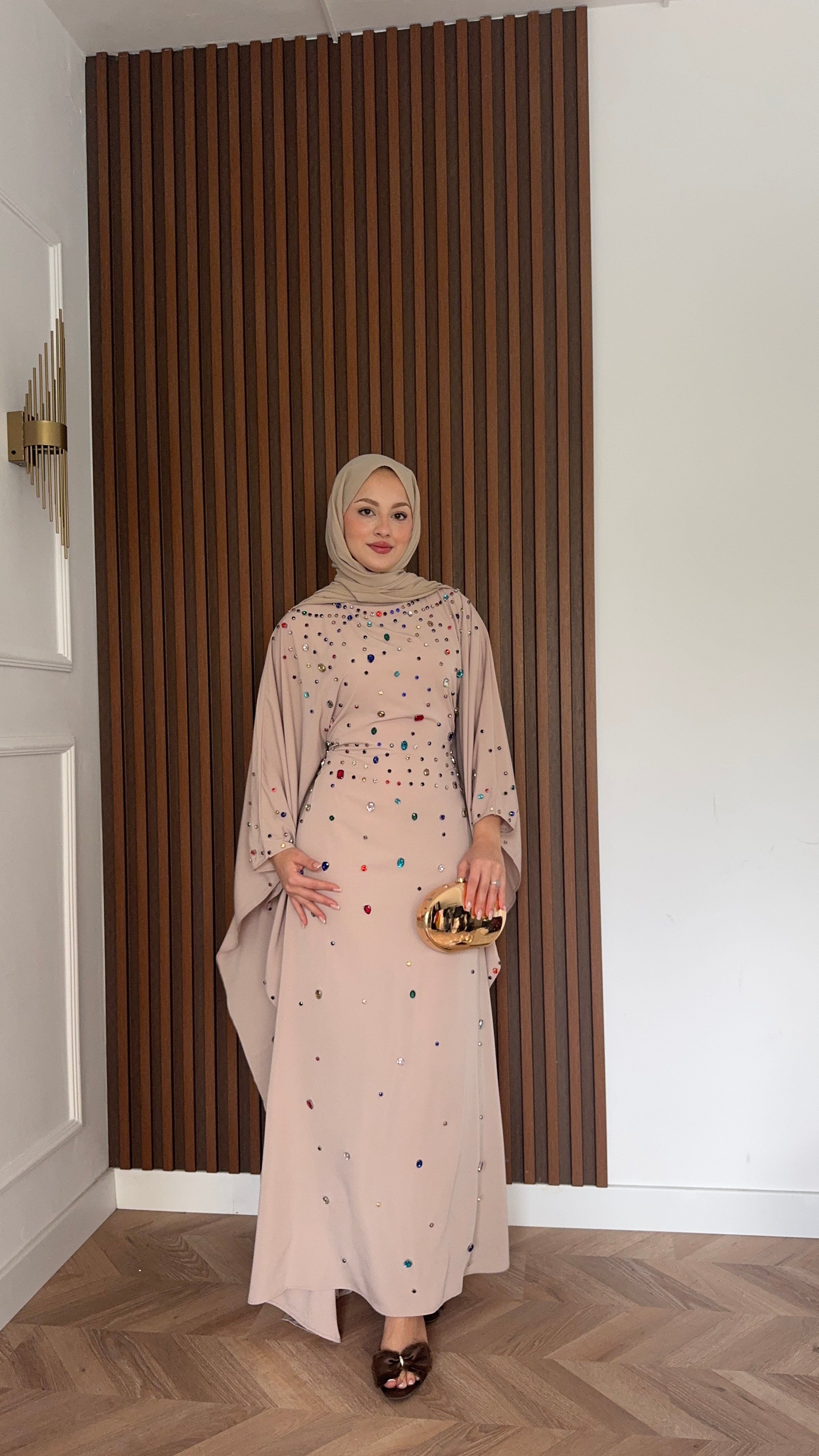 MEYSADESIGN ELBİSELER Tasarım Taşlı Sisi Yarasa Kol Abaya Bej