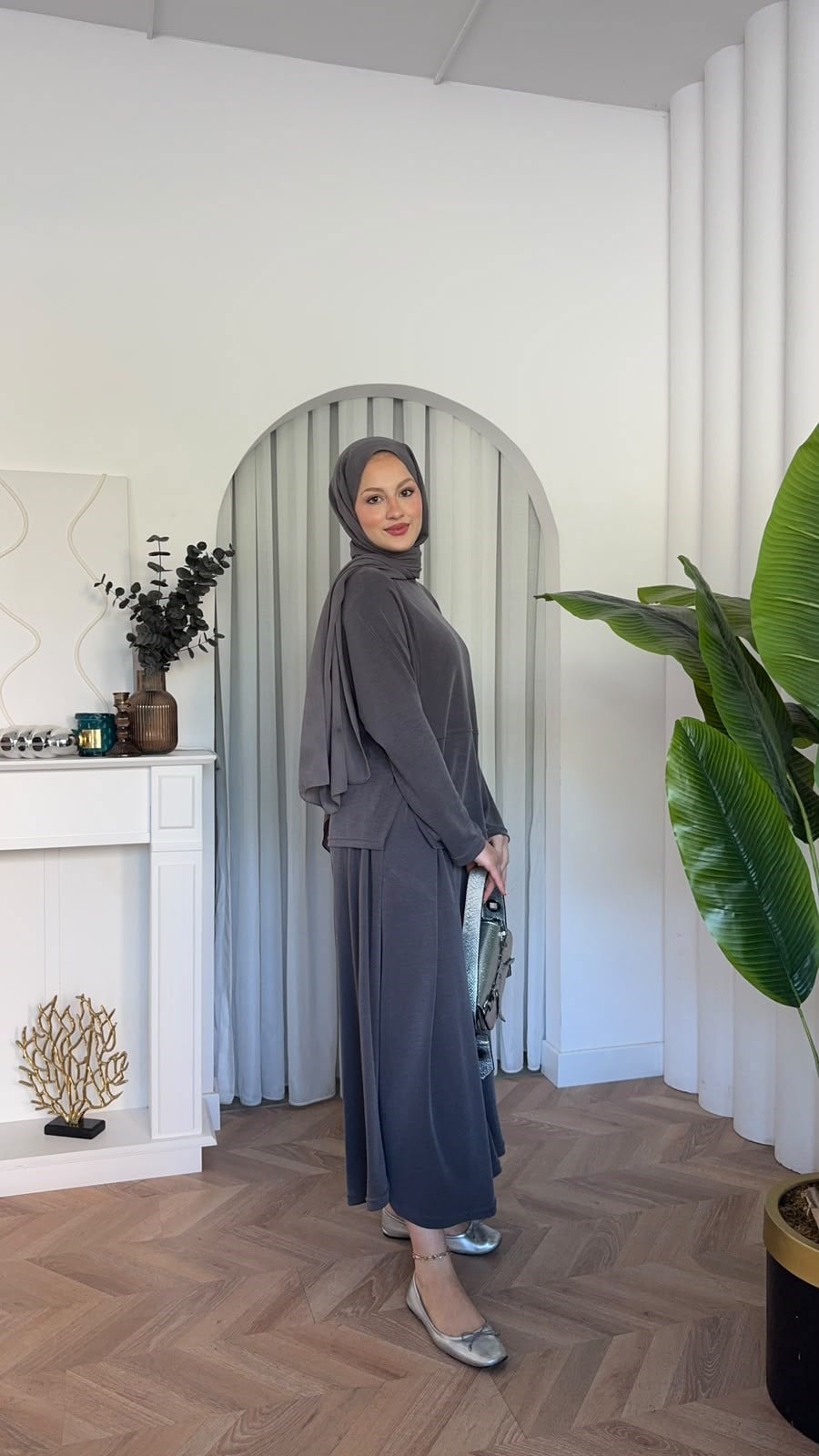 MEYSADESIGN ETEK TAKIM Safa Etekli Takım Antrasit