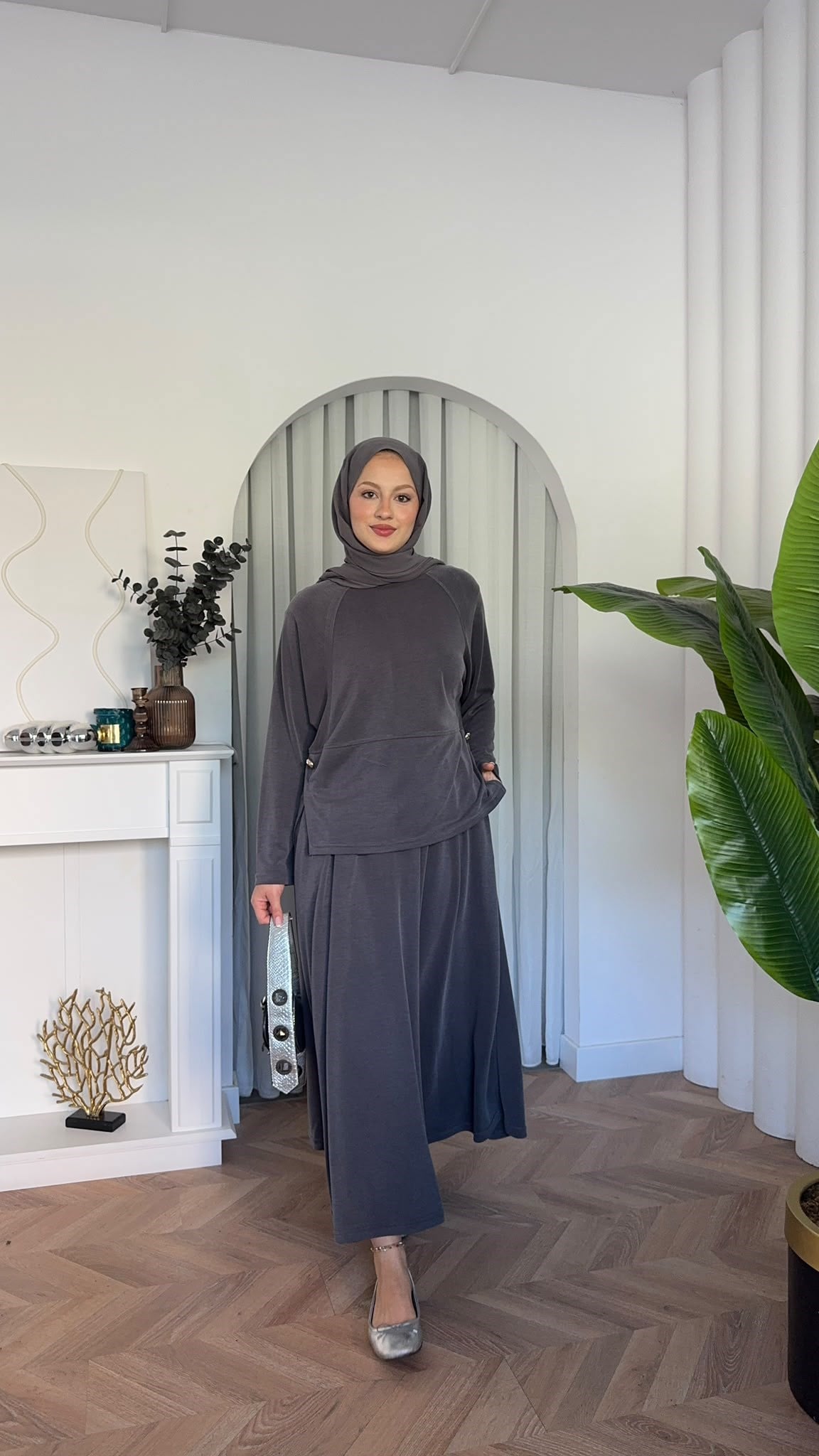 MEYSADESIGN ETEK TAKIM Safa Etekli Takım Antrasit