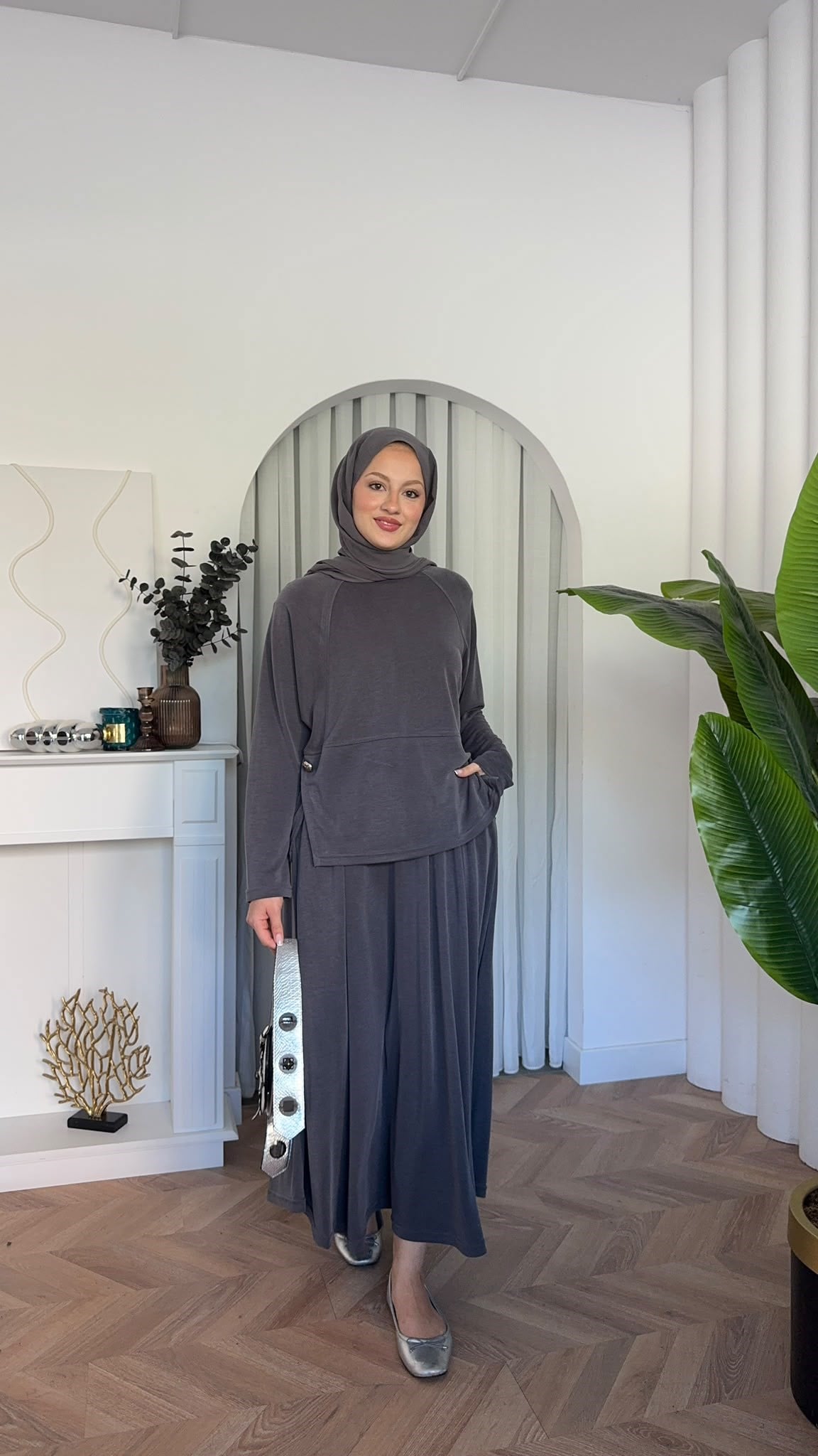 MEYSADESIGN ETEK TAKIM Safa Etekli Takım Antrasit