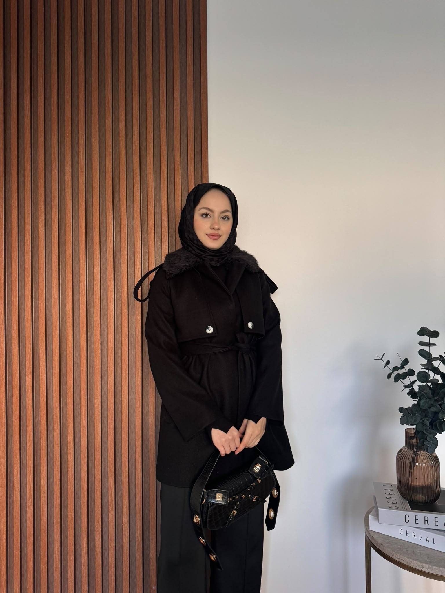MEYSADESIGN KABAN Kürk Yakalı Kaşe Kaban Siyah