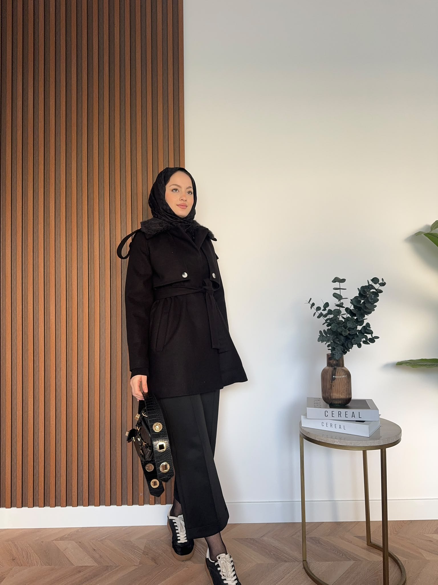 MEYSADESIGN KABAN Kürk Yakalı Kaşe Kaban Siyah